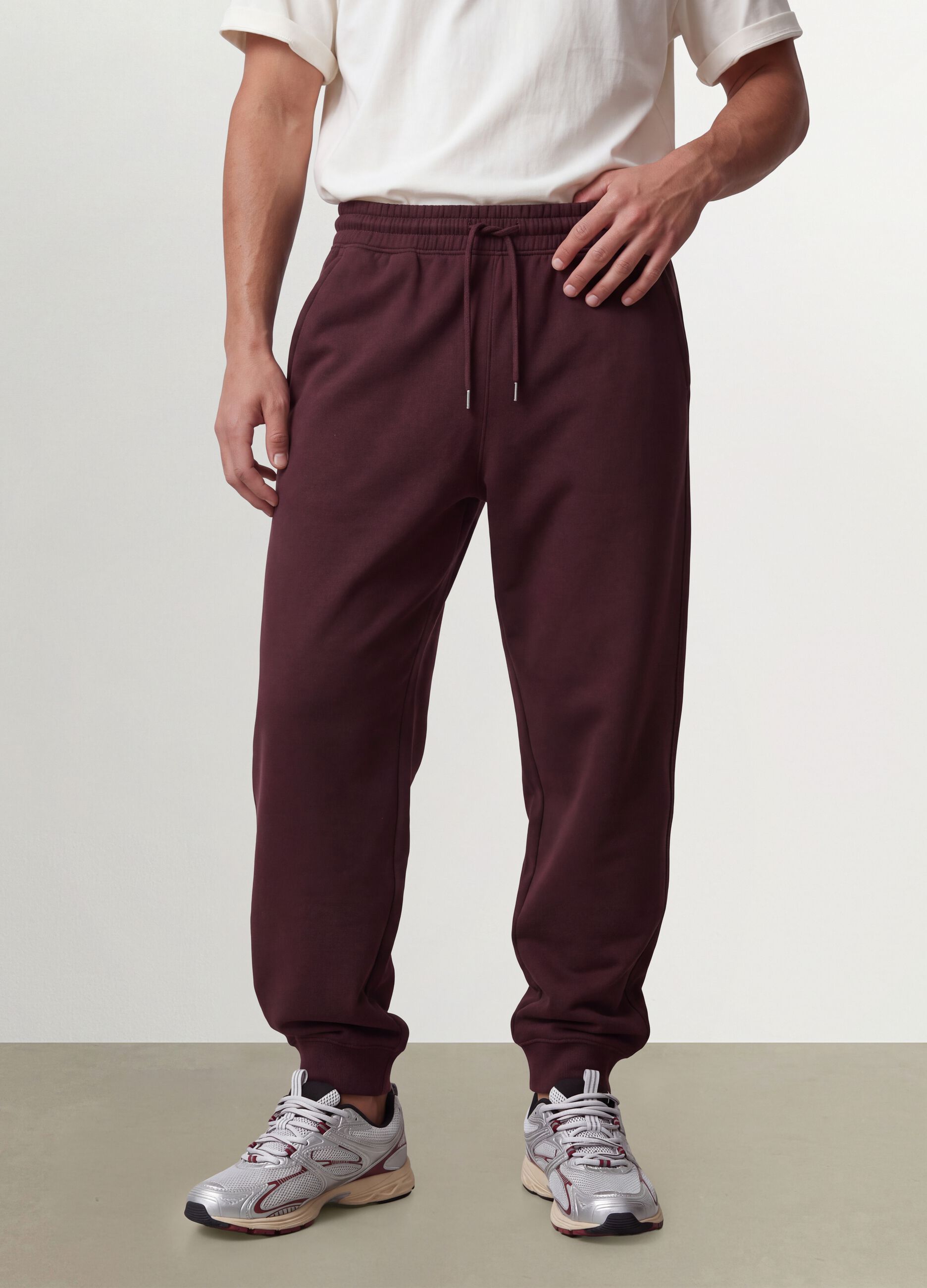 Jogger marroni in misto cotone con fondo a polsino e coulisse
