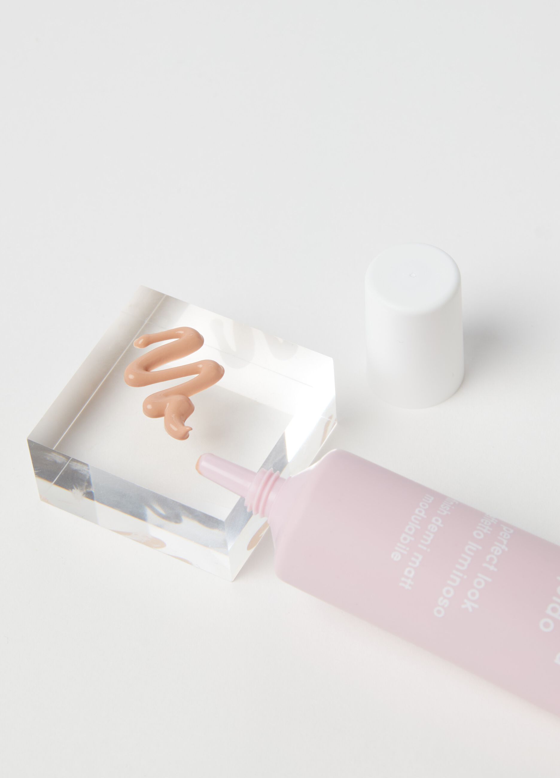 Perfect Look foundation 04 Cool
