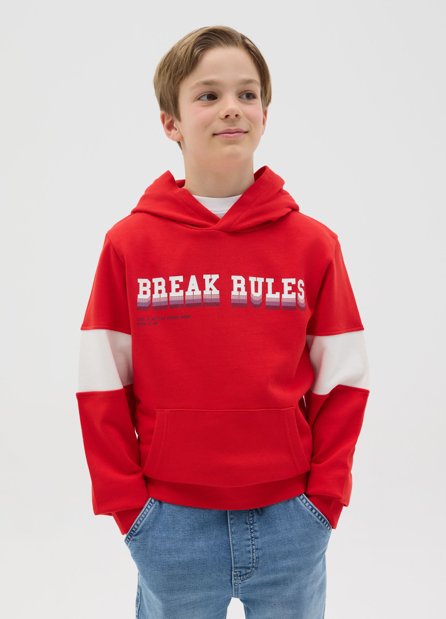Sweatshirt with hood and "Break Rules" print