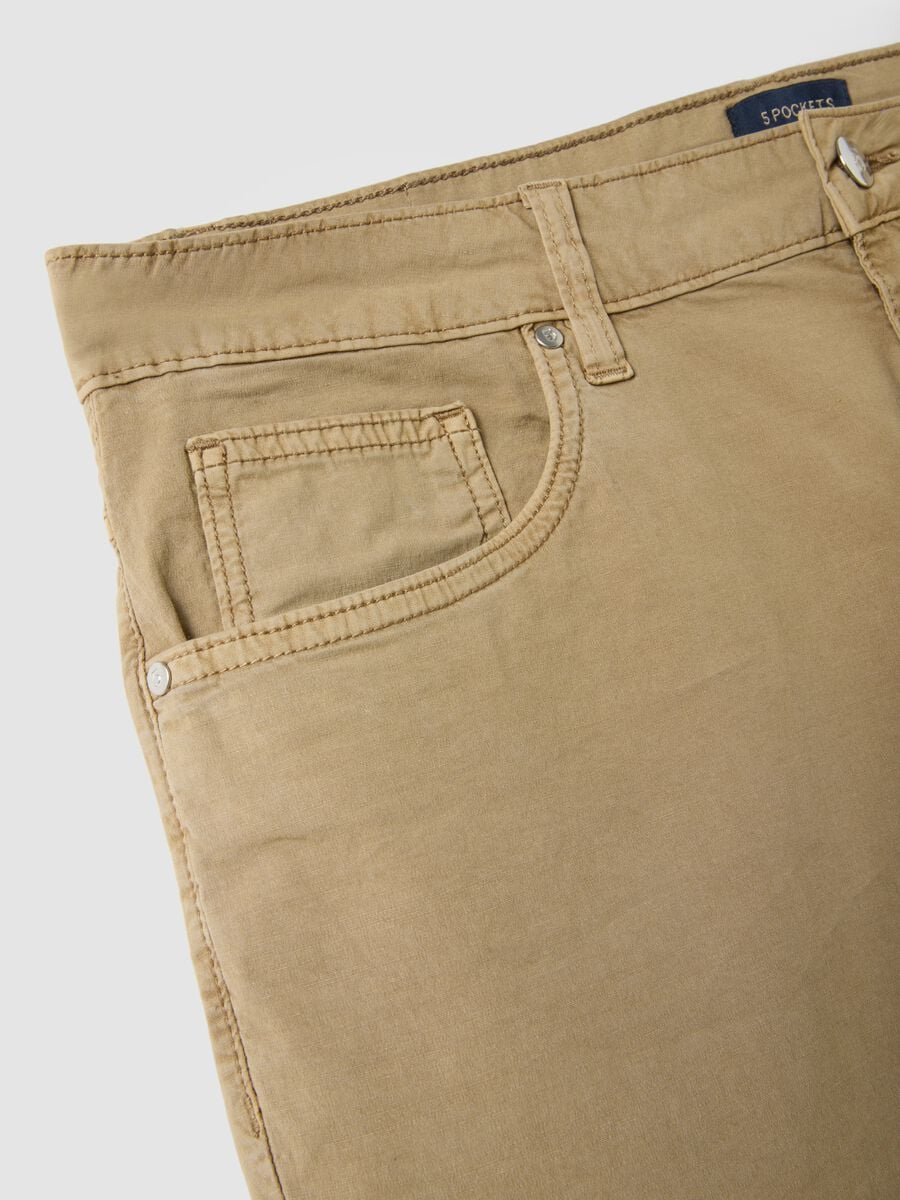 Beige stretch cotton bermuda shorts_5
