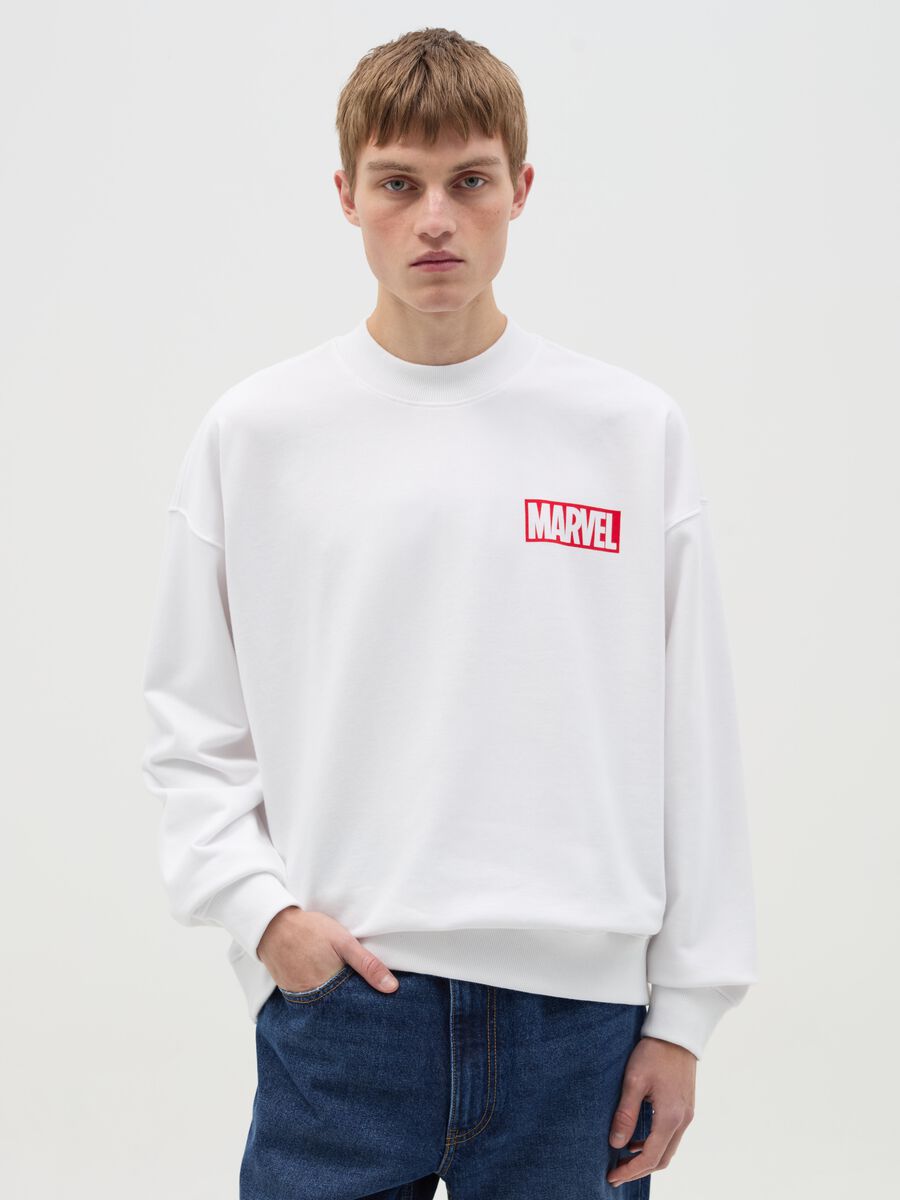Sweatshirt with Marvel print and round neck_0