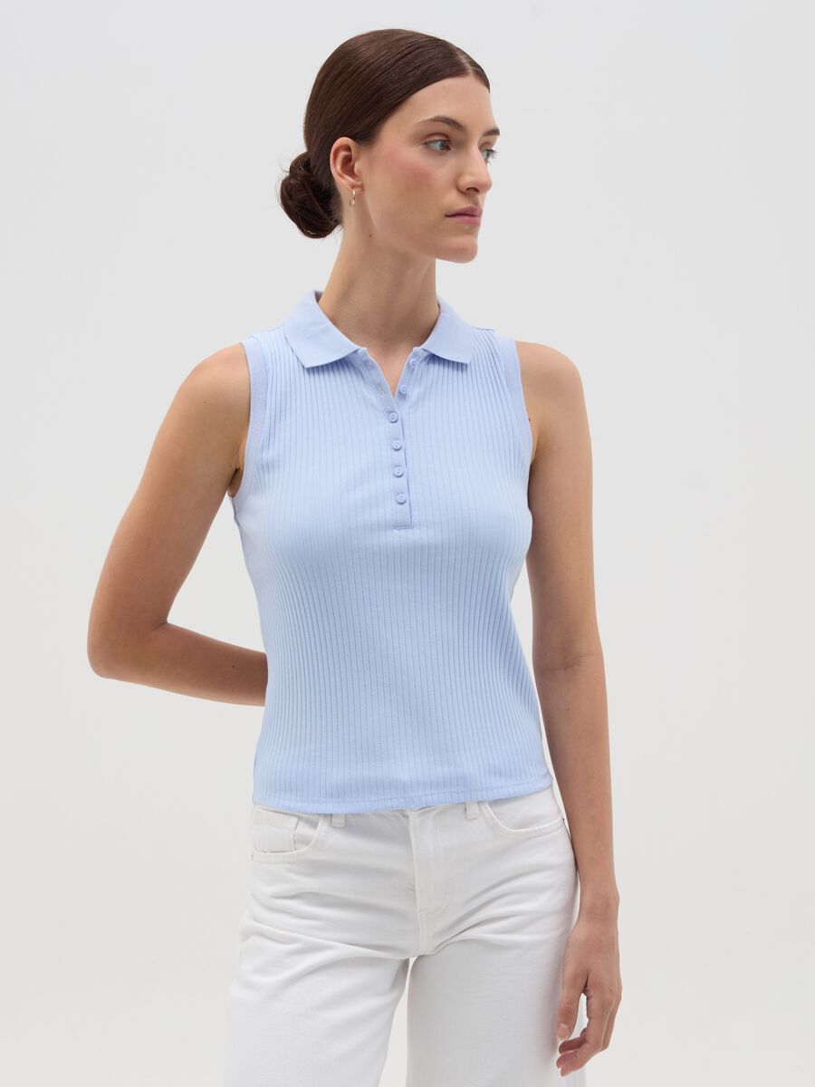 Light blue sleeveless polo shirt with ribbing_0