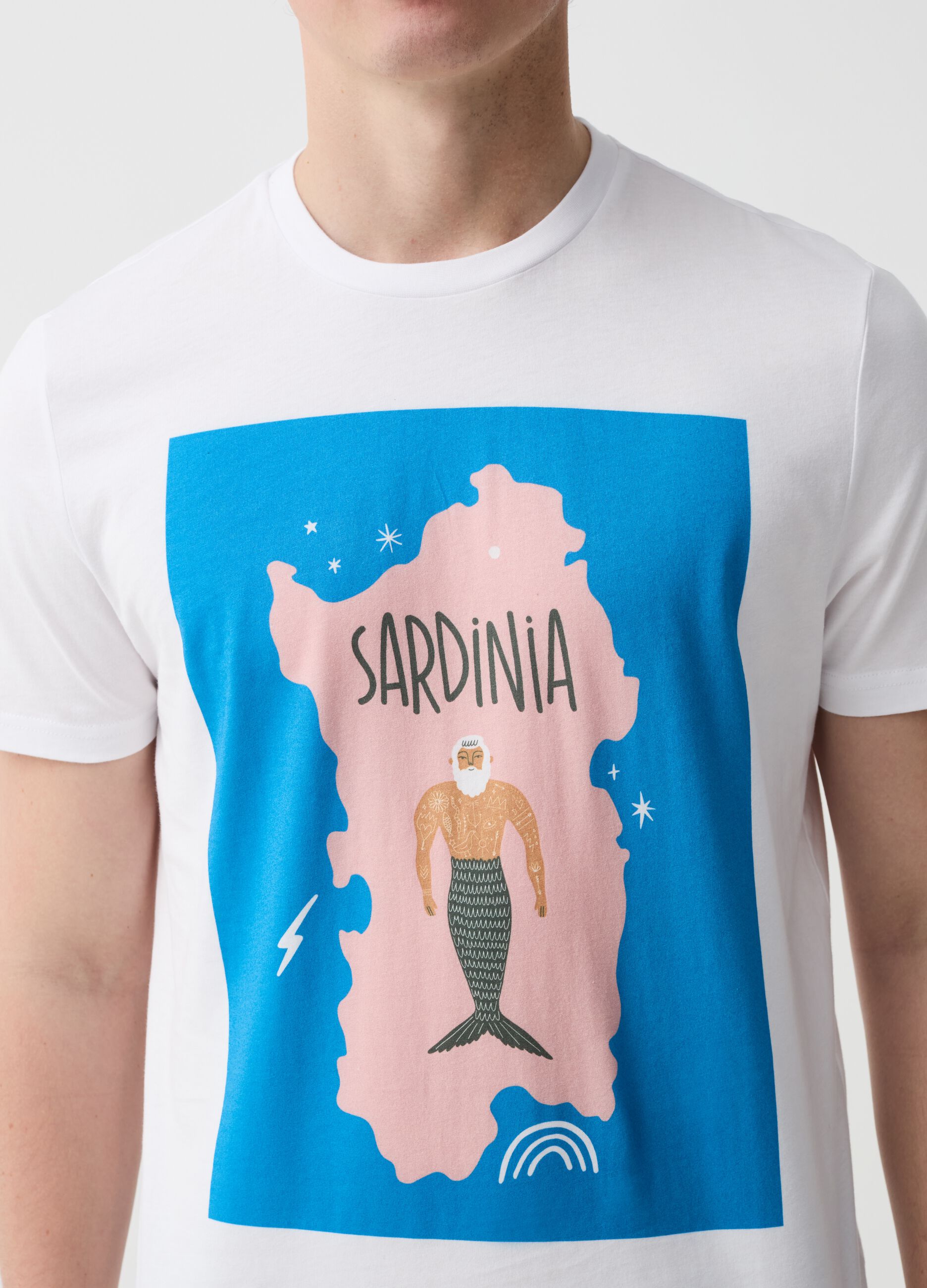T-shirt in cotone con stampa Sardegna