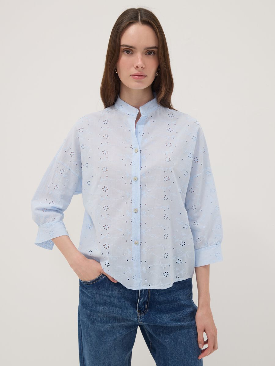 Camicia azzurra traforata in puro cotone con collo coreano regular fit_0