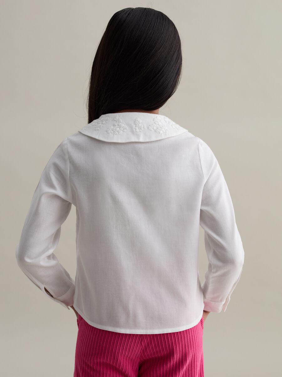 Cotton shirt with floral embroidery_1