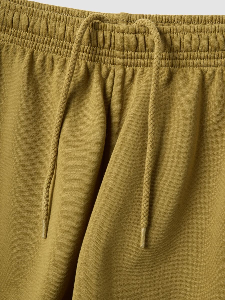 Short marroni in misto cotone con vita elasticizzata_1