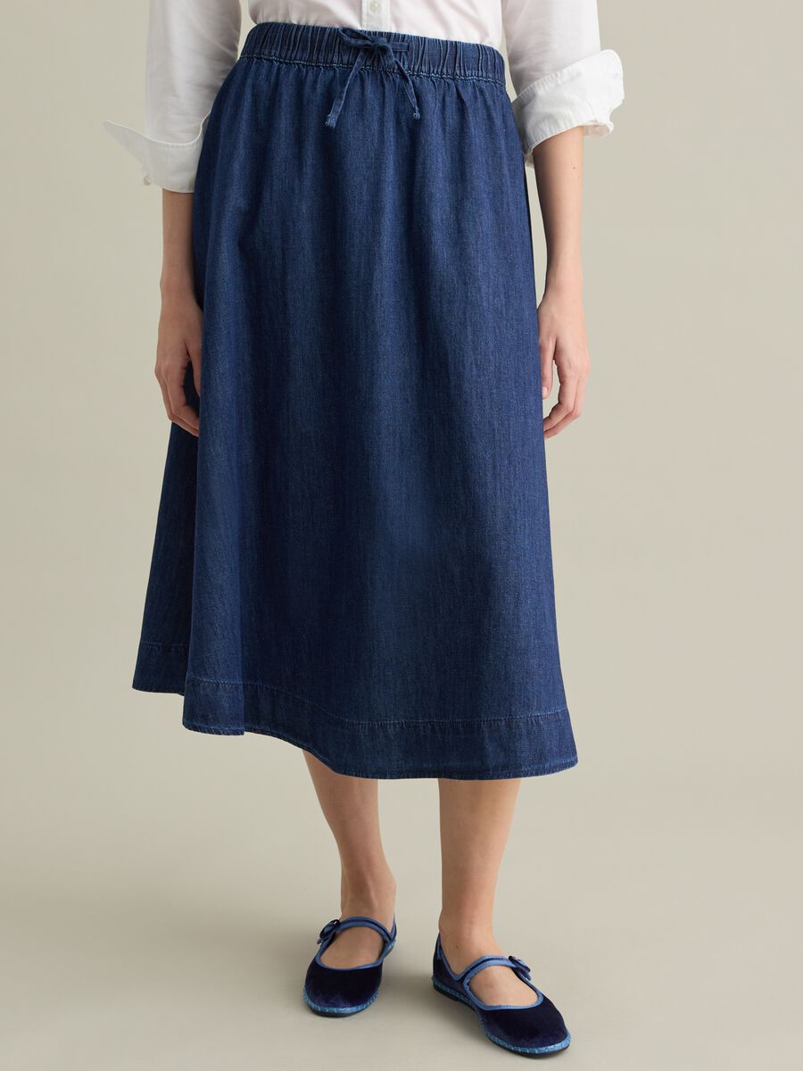 Long blue skirt in denim_1