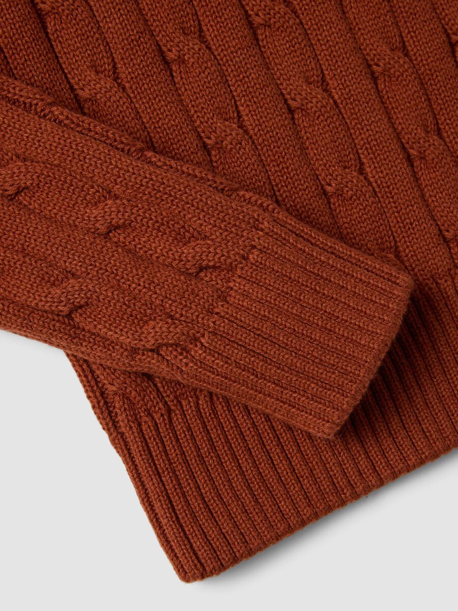 Maglia rossa in puro cotone a trecce con girocollo_1