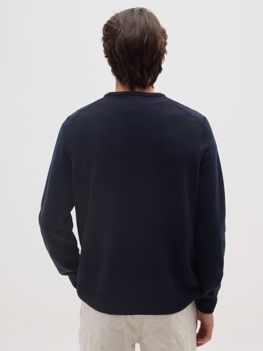 Blue V-neck Sweater_2