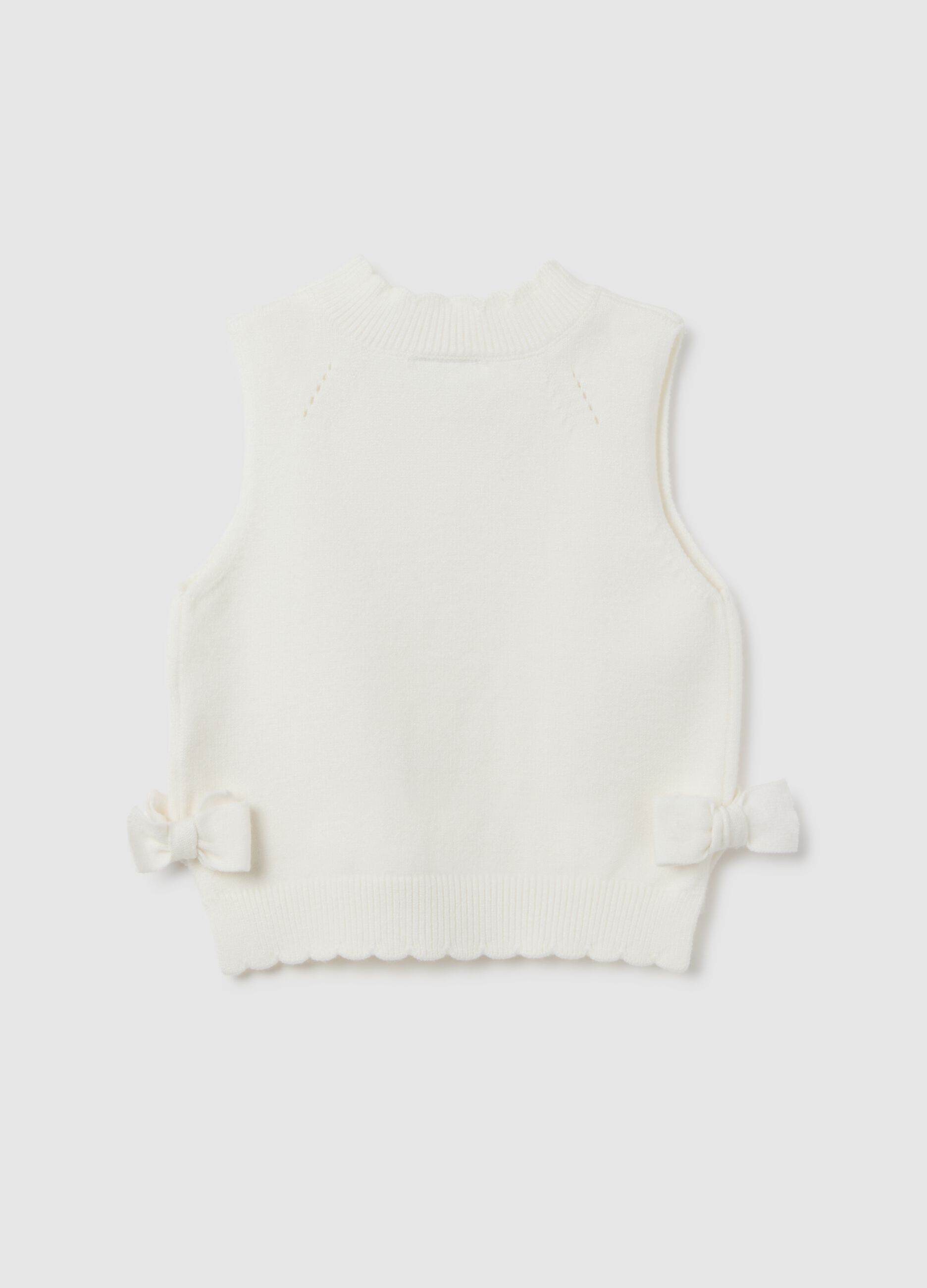 White regular fit baby girl cardigan with hearts
