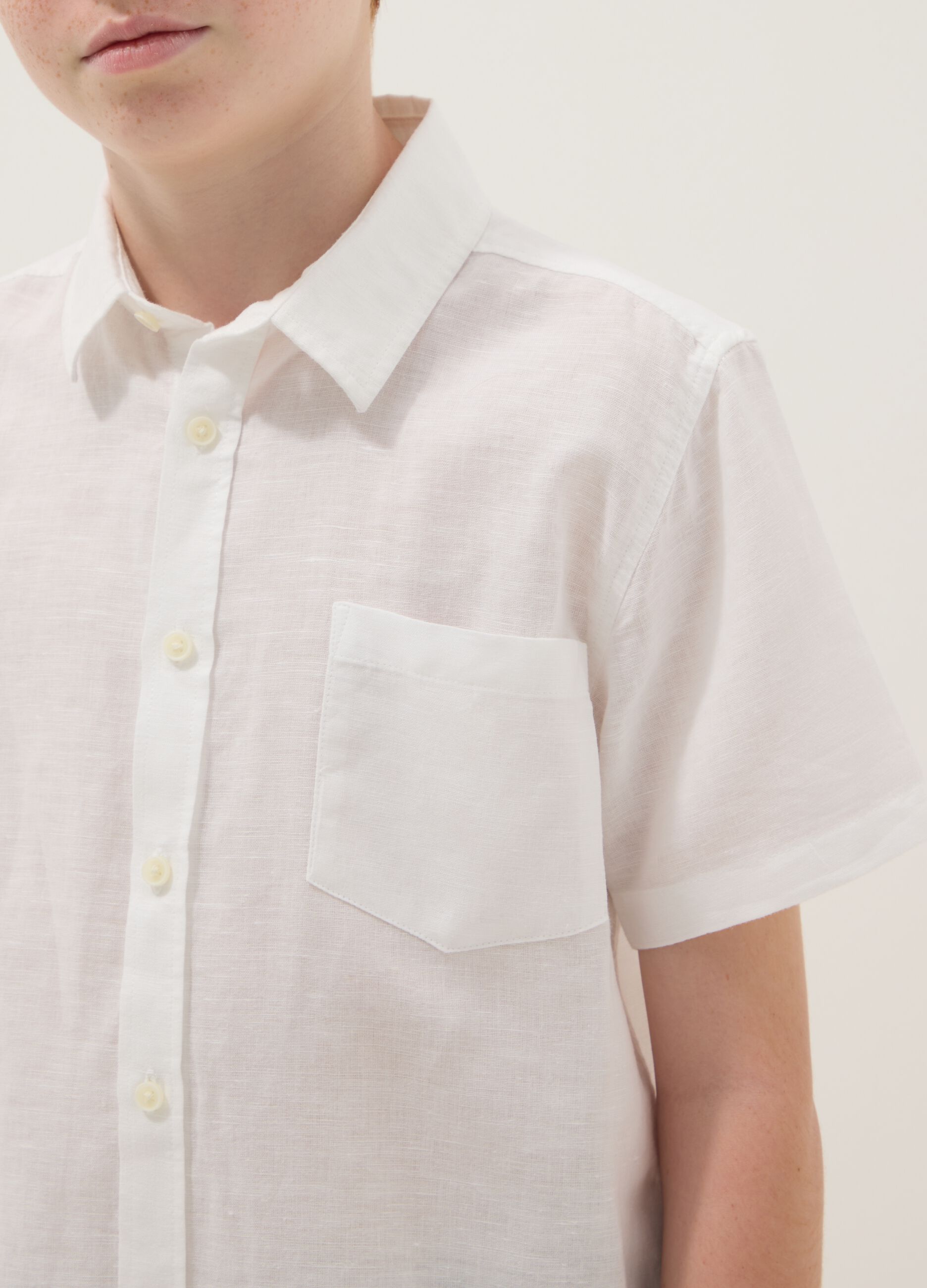 Camicia bianca in misto lino e cotone da ragazzo regular fit