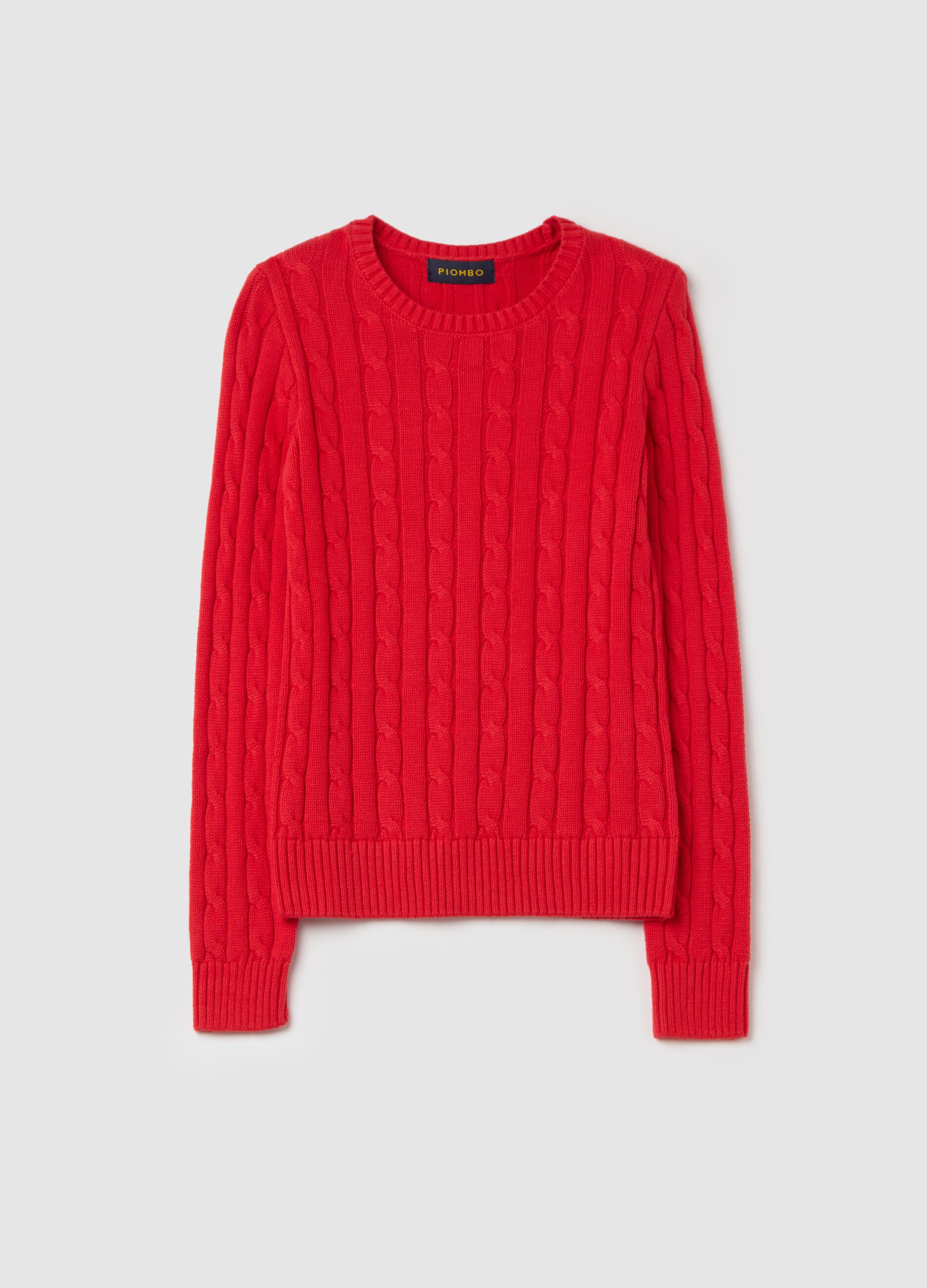 Ribbed pullover with cable-knit design