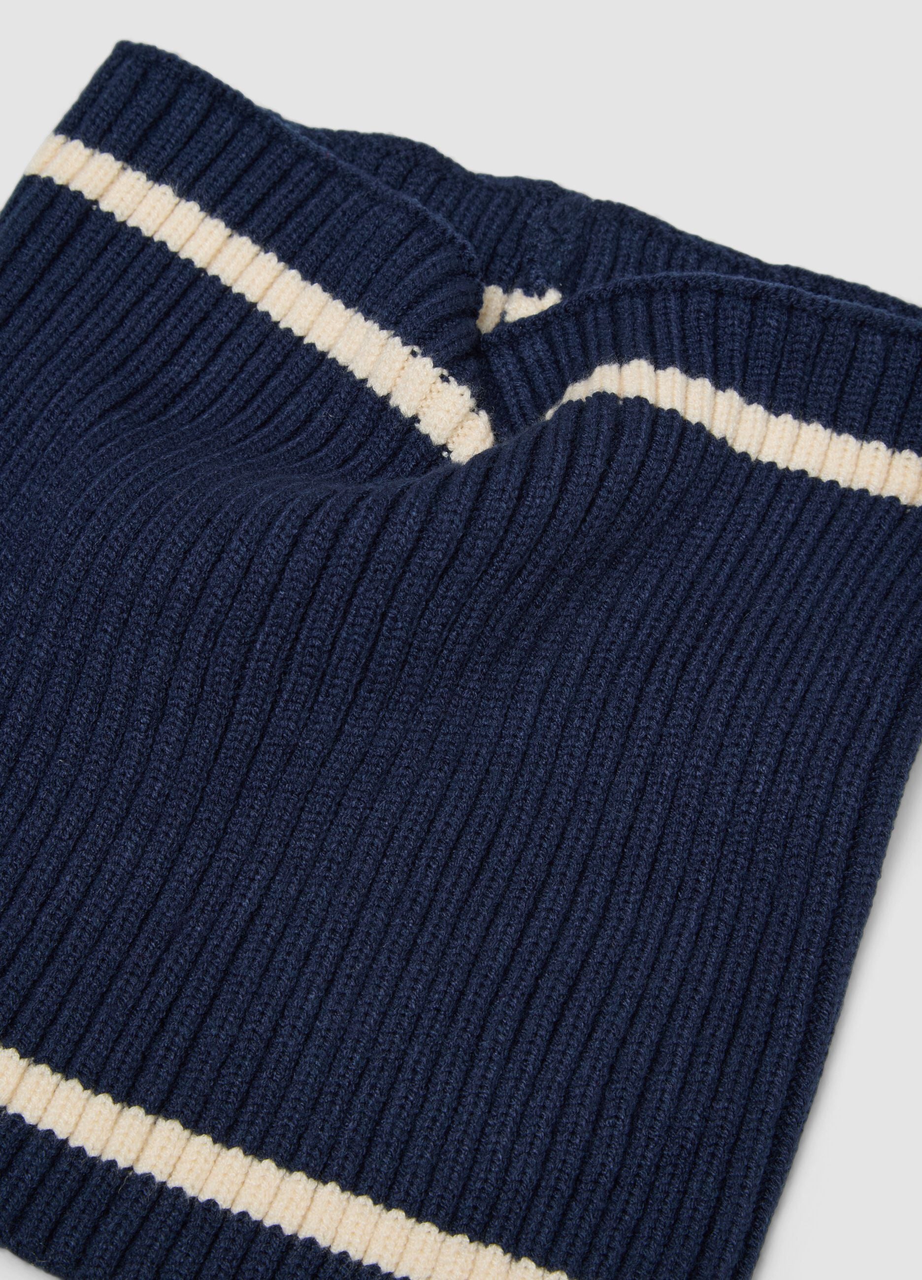 Blue viscose-blend hat and neck warmer set