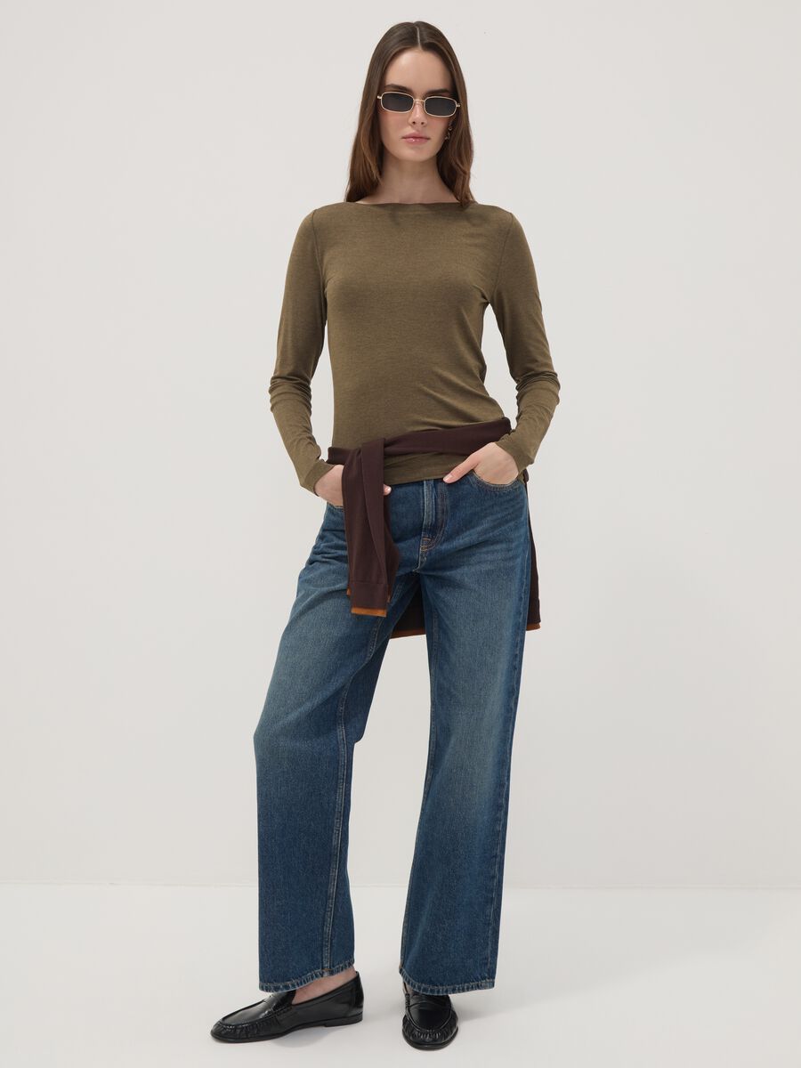 T-shirt verde in viscosa elasticizzato a maniche lunghe_2