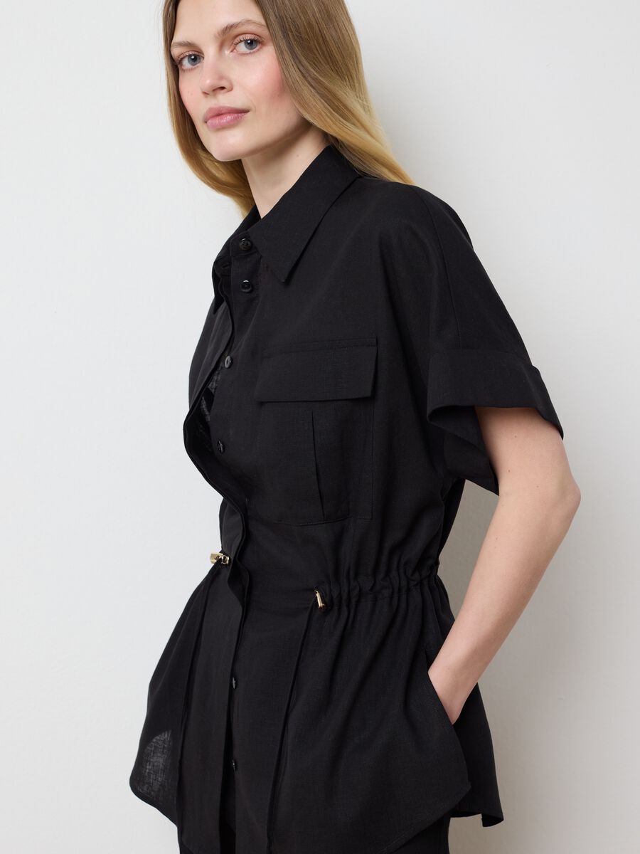 Short-sleeved shirt with drawstring_0