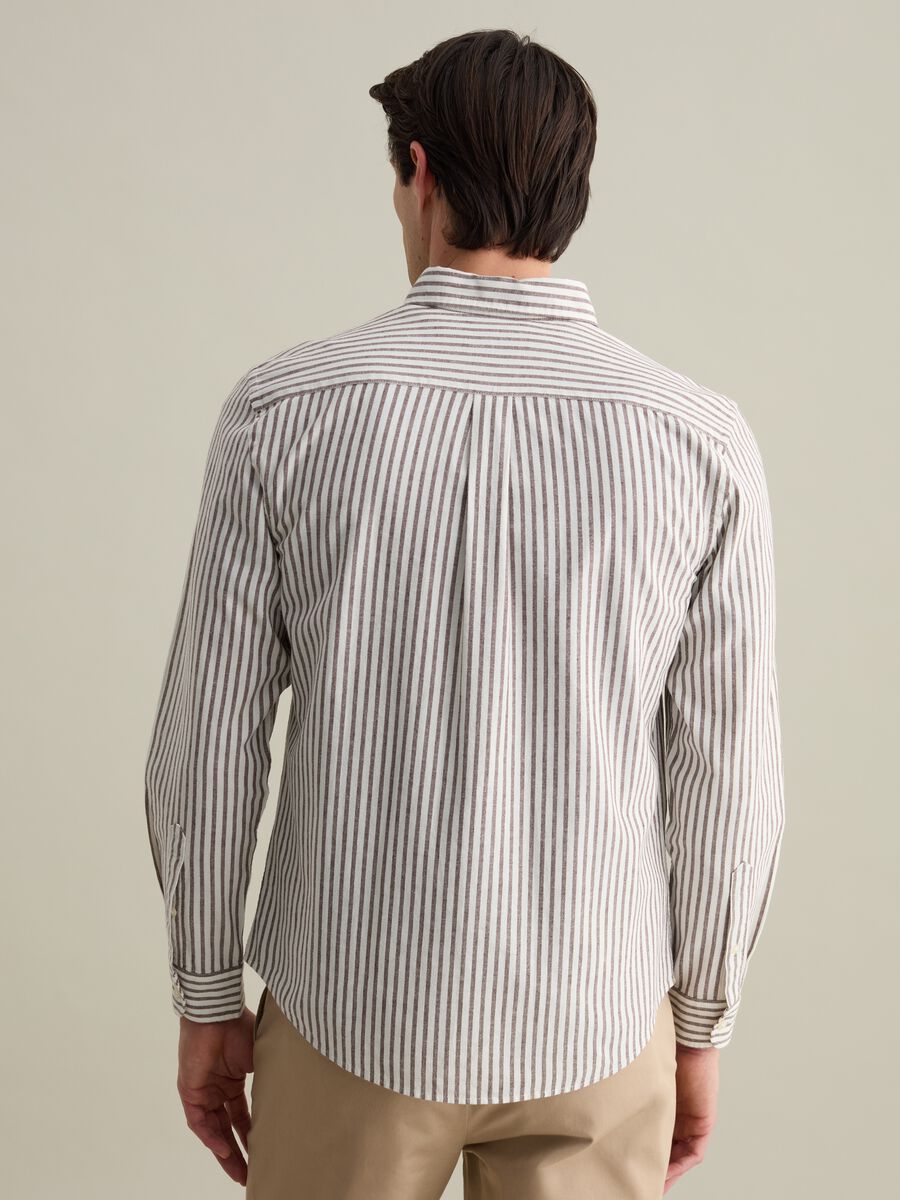 Striped regular-fit shirt in cotton and linen_2