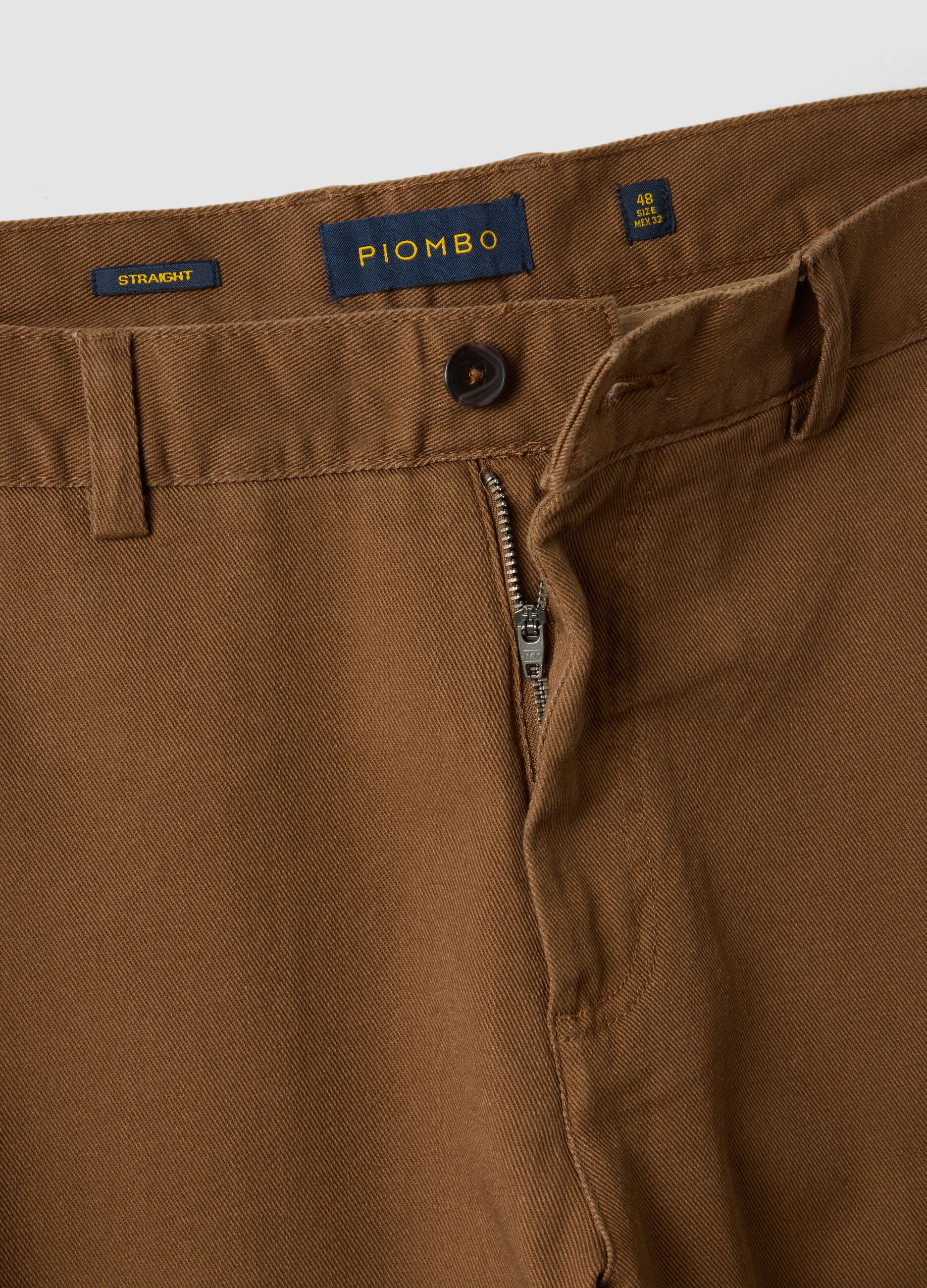 Pantaloni chino marroni in cotone elasticizzato straight fit