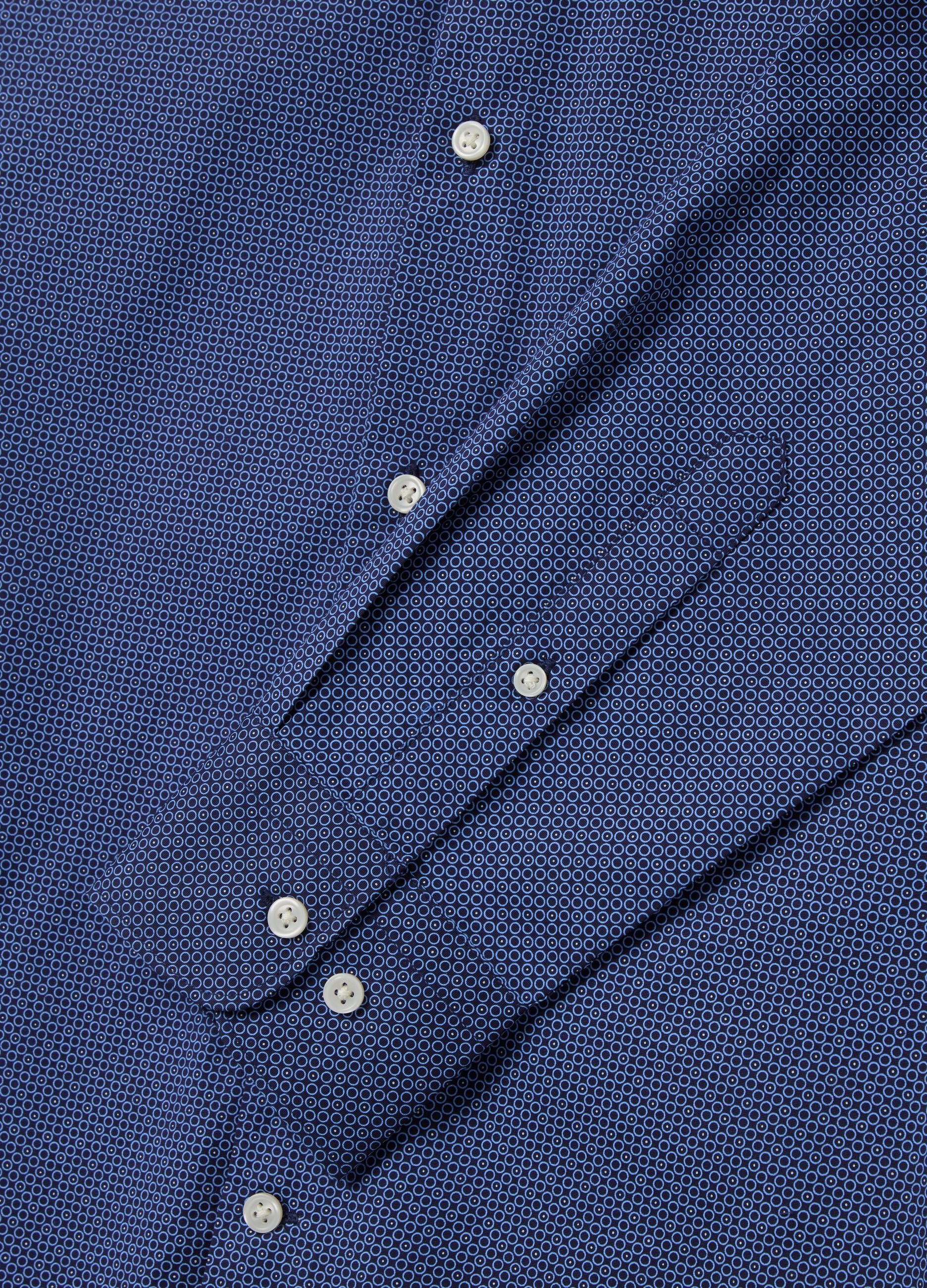Slim-fit shirt with micro geometric pattern
