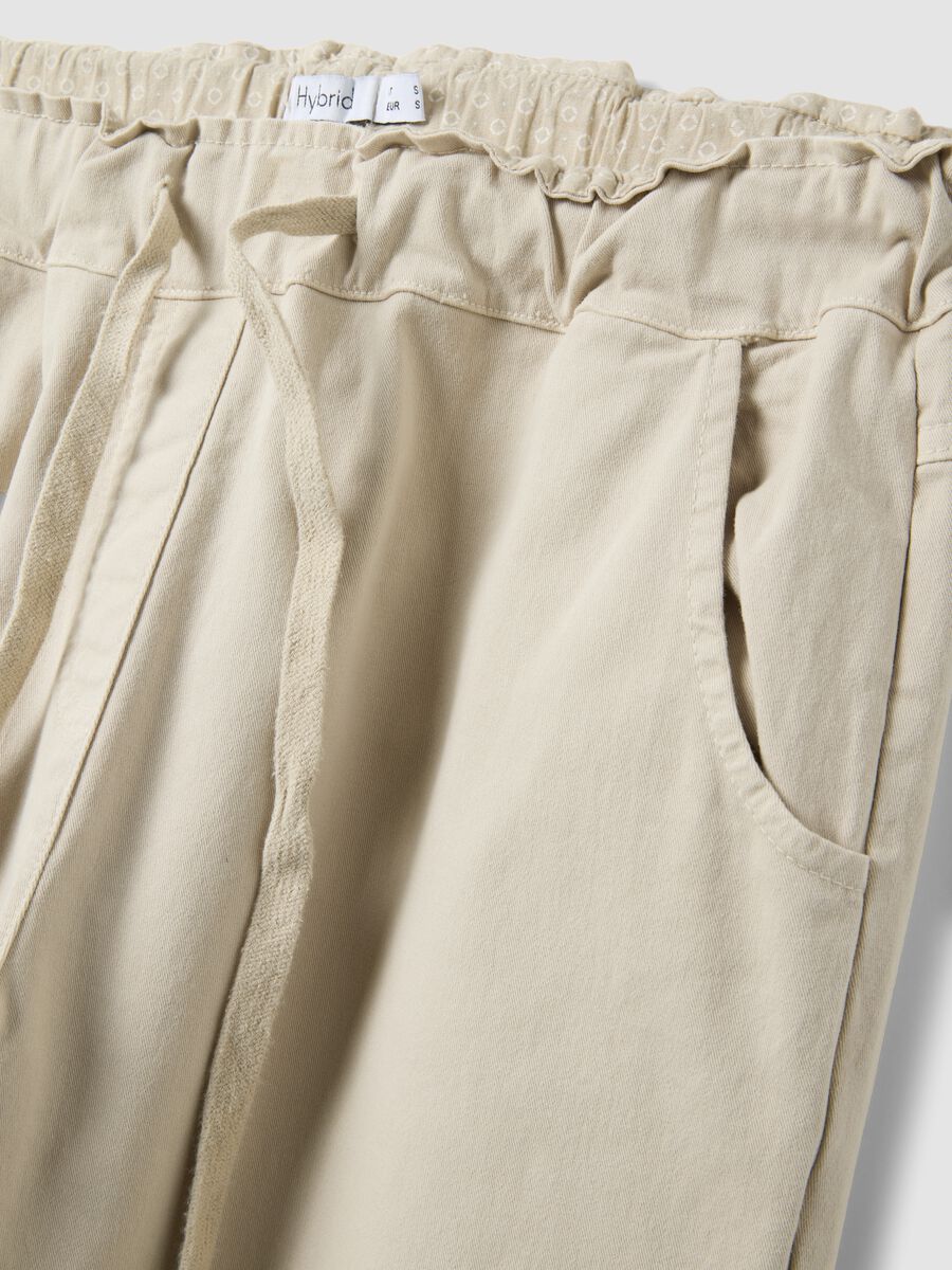 Pantaloni paper bag in cotone elasticizzato beige regular fit_5