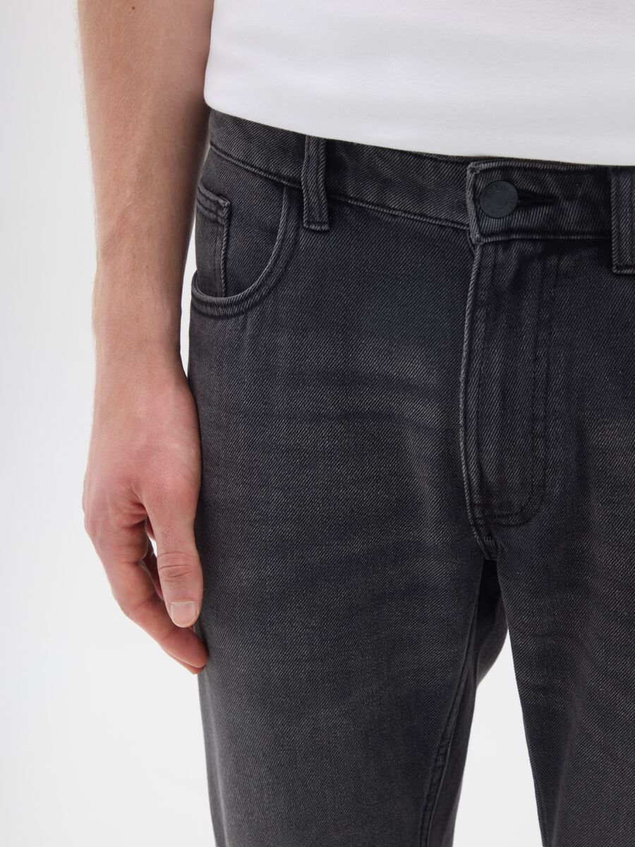 Black slim fit denim jeans_3