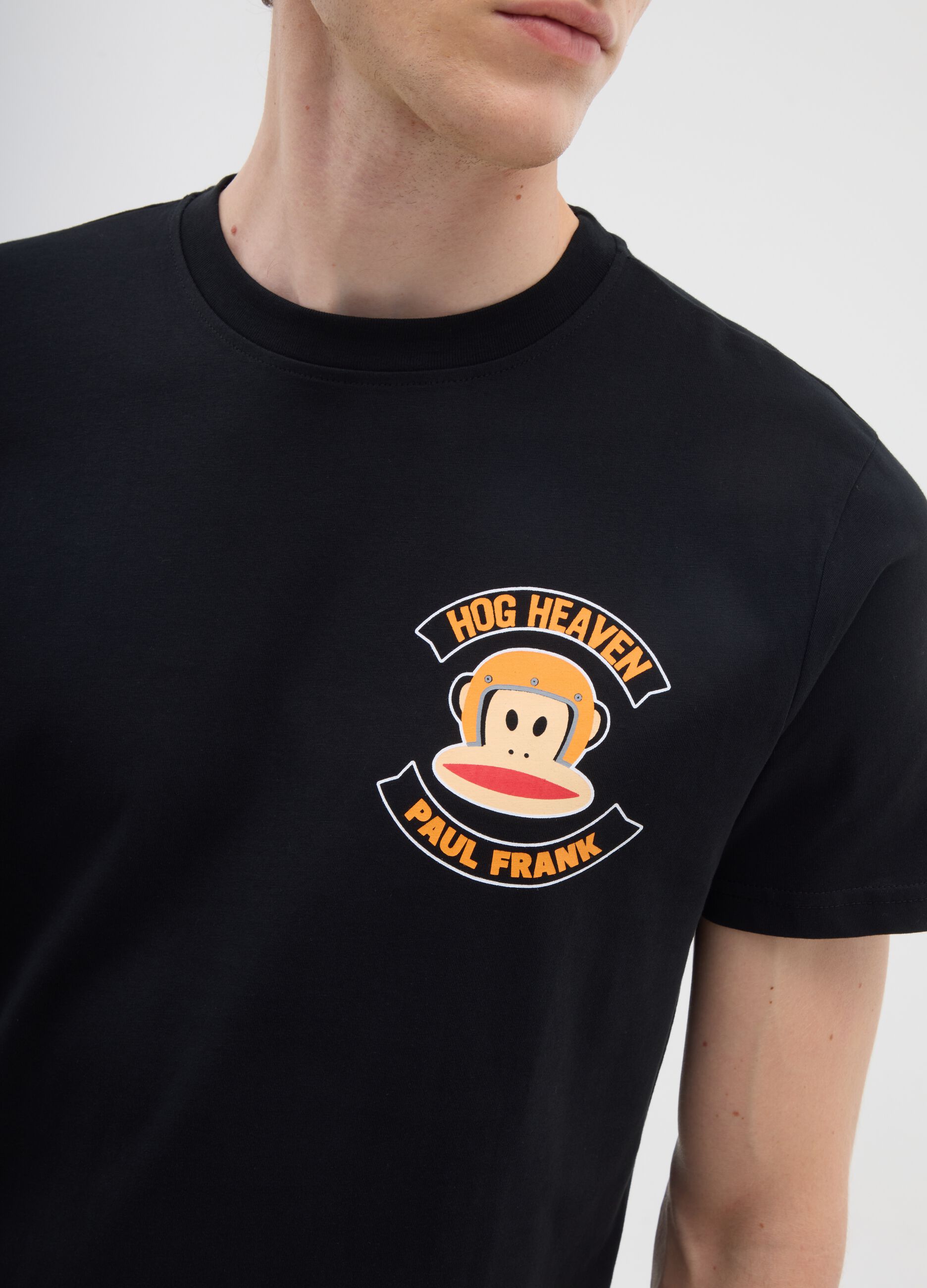 Black short-sleeve t-shirt in pure cotton regular fit