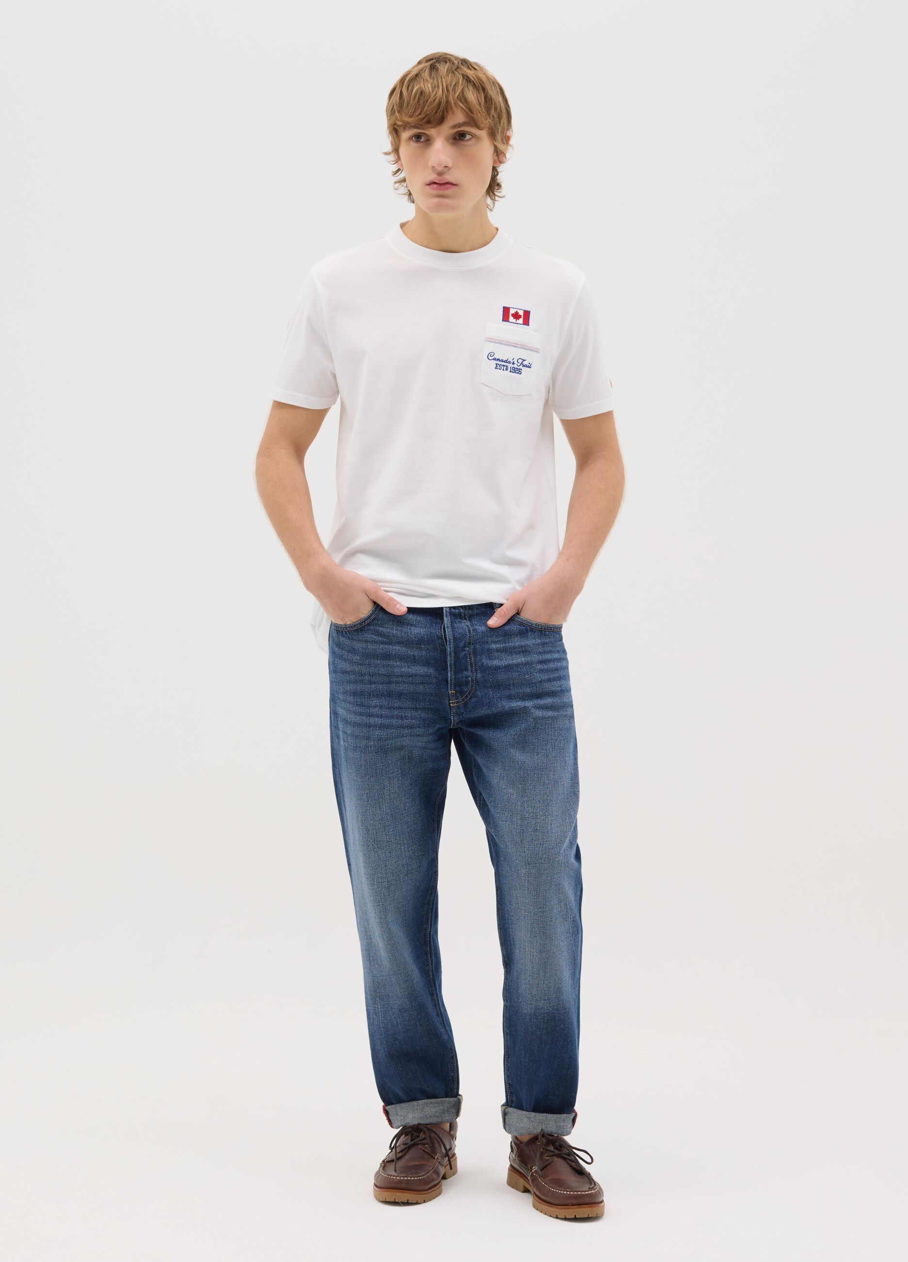 Canada's Trail white T-shirt with pocket and embroidery