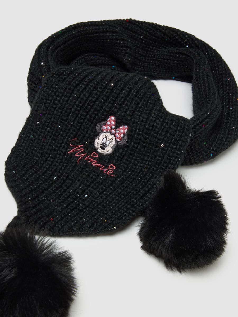 Black girl's scarf_2