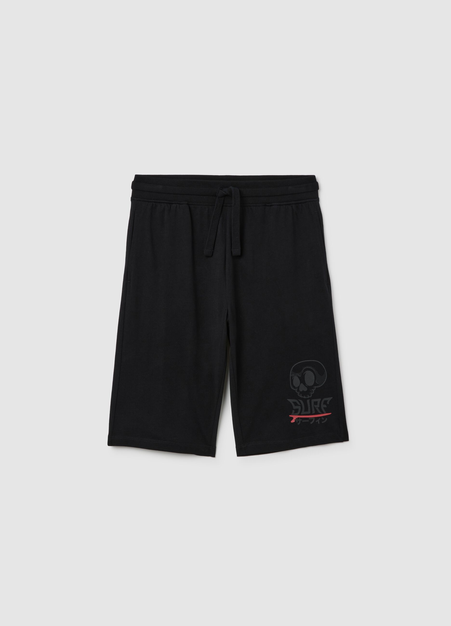 Boys' regular fit black cotton shorts with logo