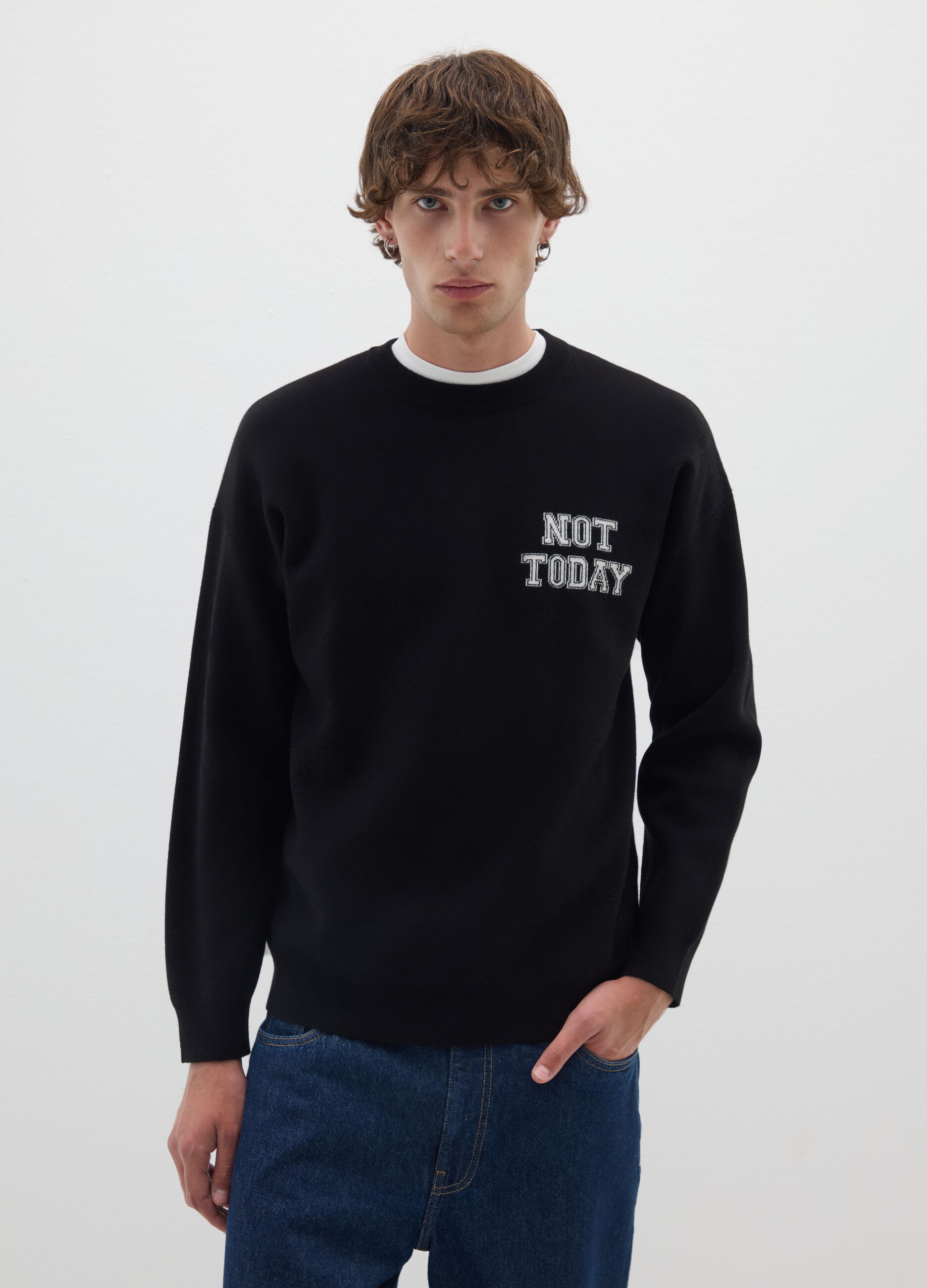 Black regular fit jumper