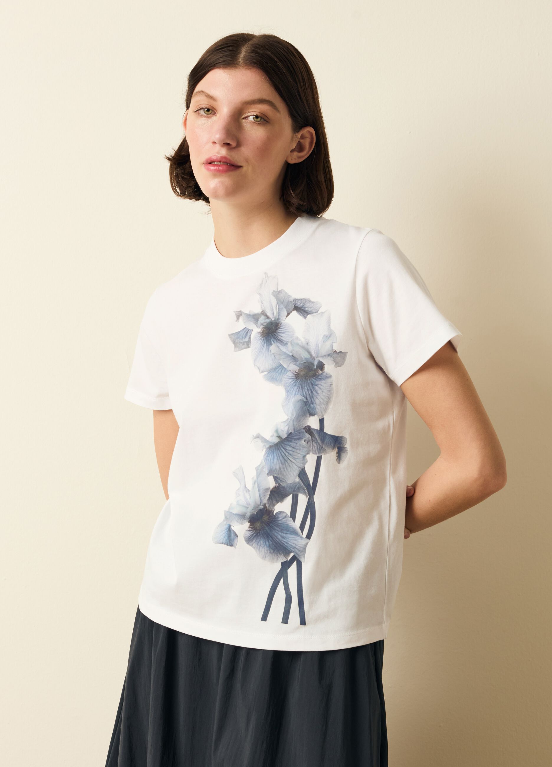 Cotton T-shirt with flowers print