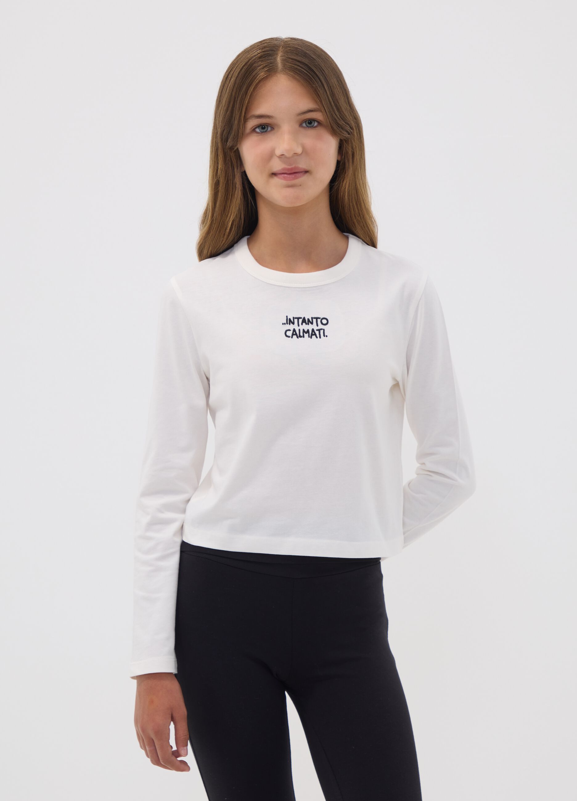 White pure organic cotton T-shirt with front slogan for girls