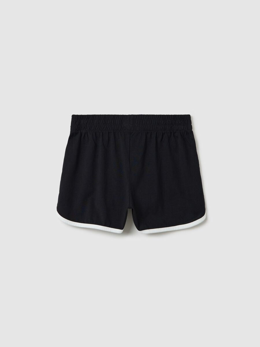 Black shorts in 100% cotton with contrasting trims_4