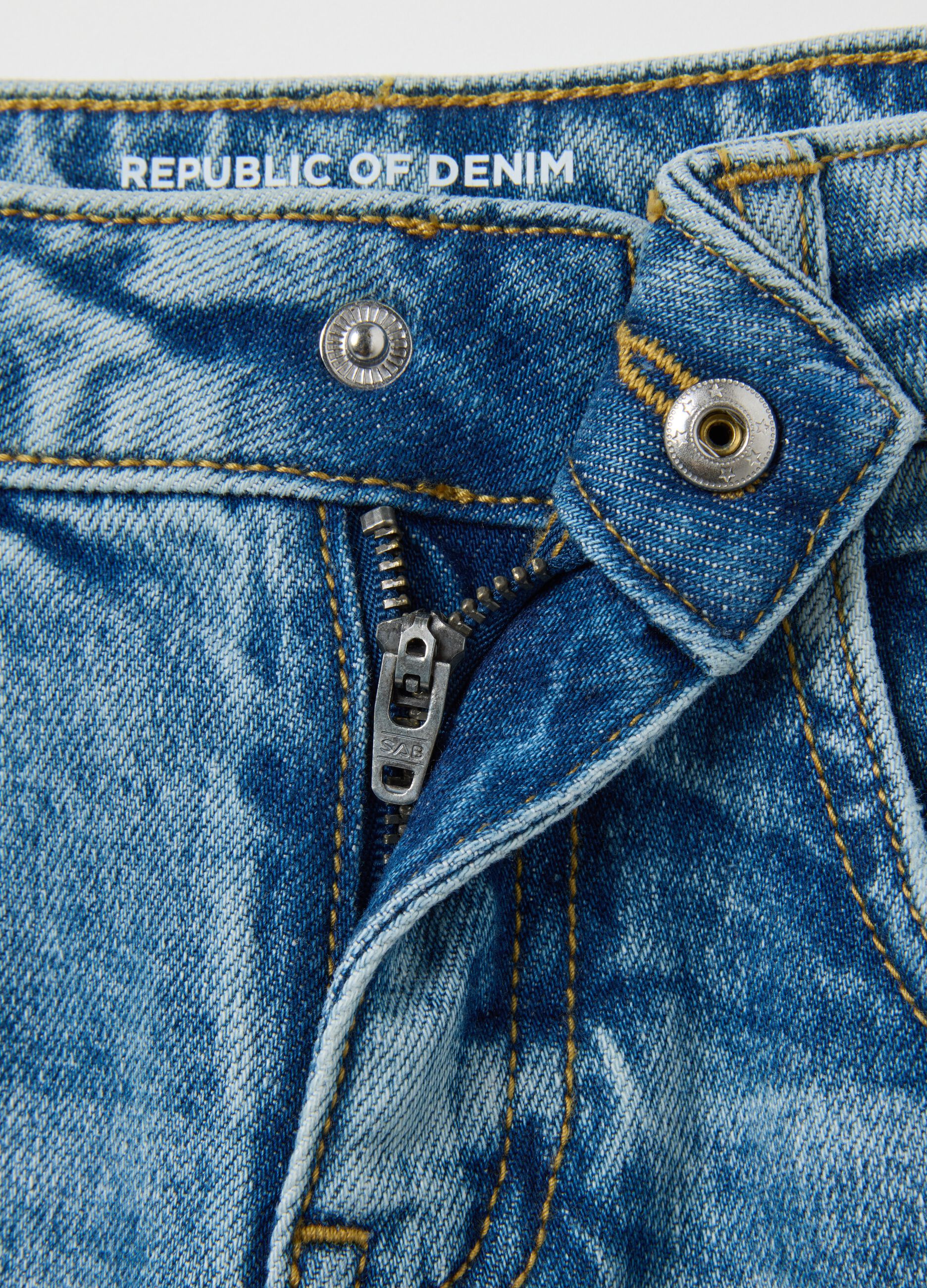 Jeans da bambino in denim loose fit