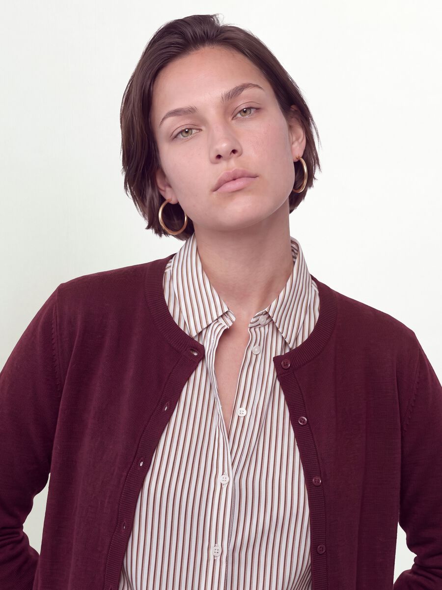 Cardigan rosso in misto viscosa con bottoni regular fit_0