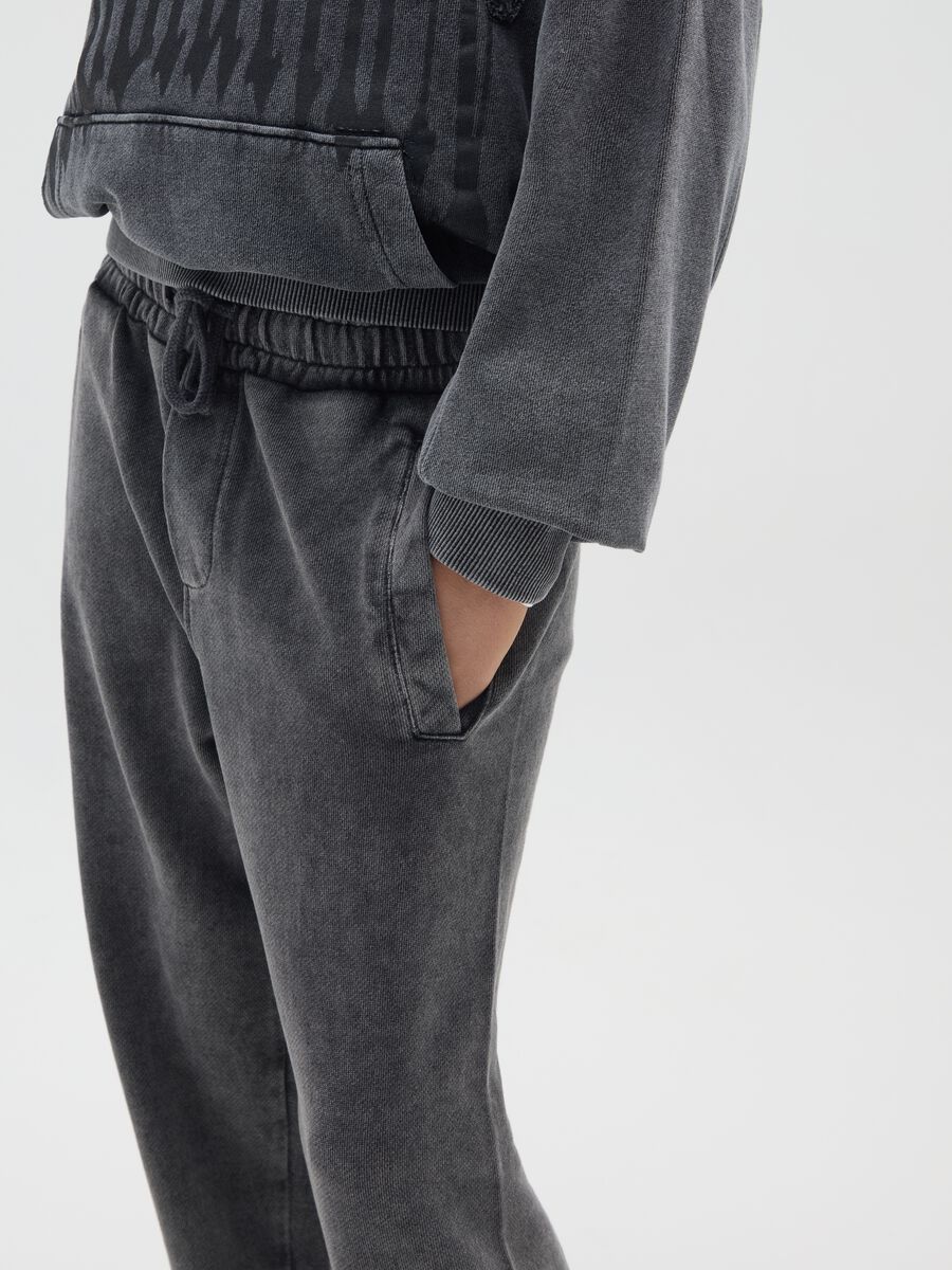 Boys' grey pure cotton joggers_2