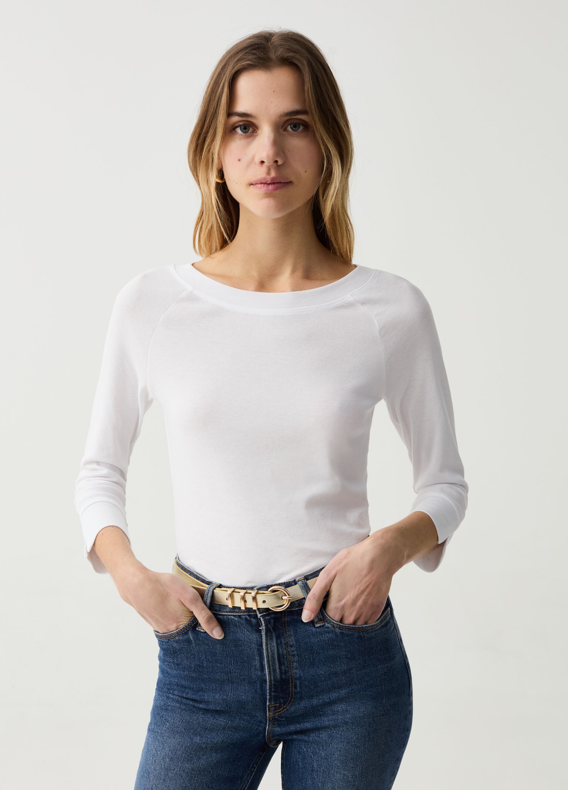 T-shirt maniche a tre quarti con spacchetti