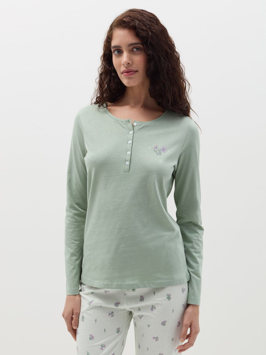 Long pyjamas with small flowers print_1