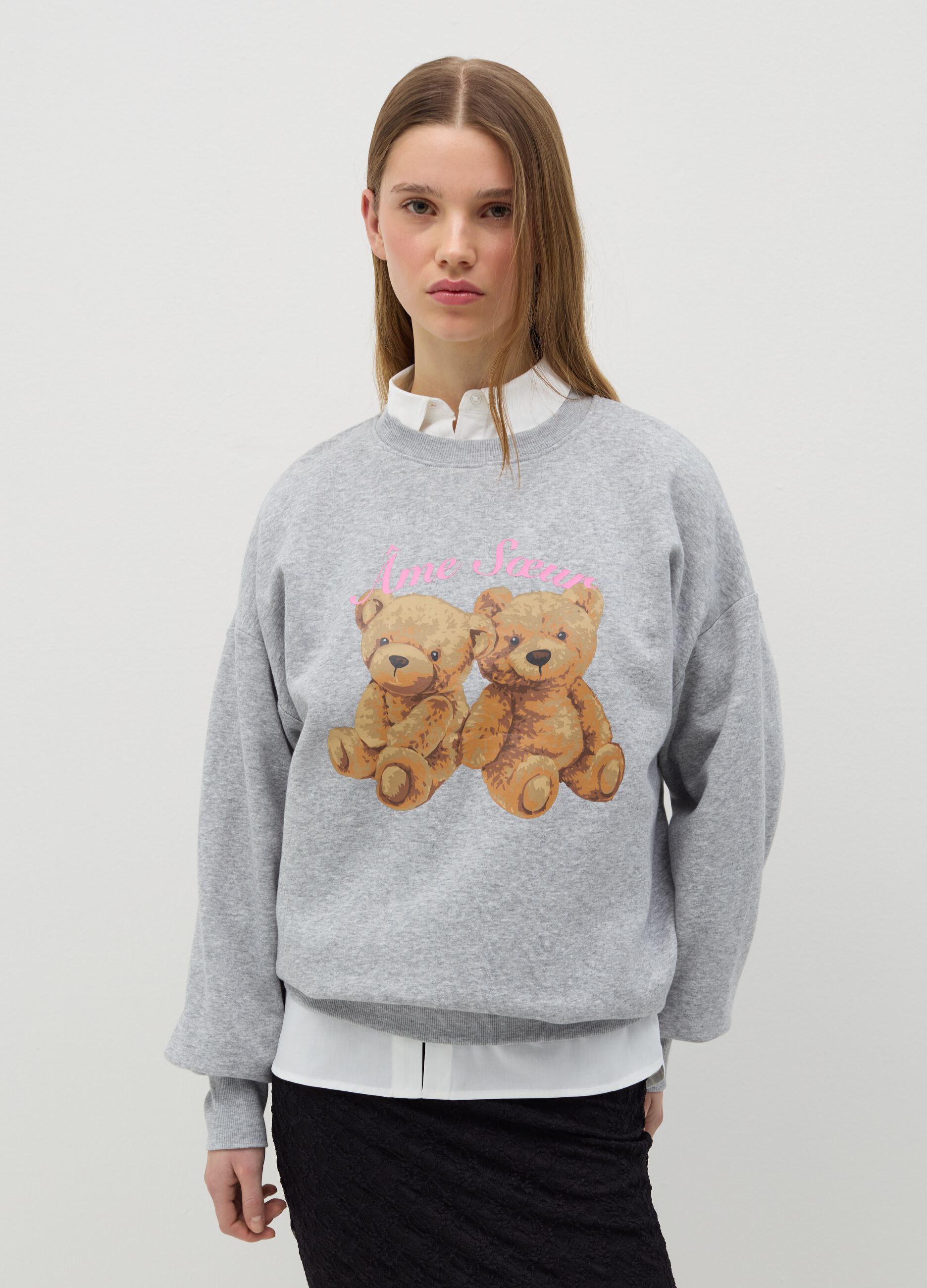 Round neck sweatshirt with print