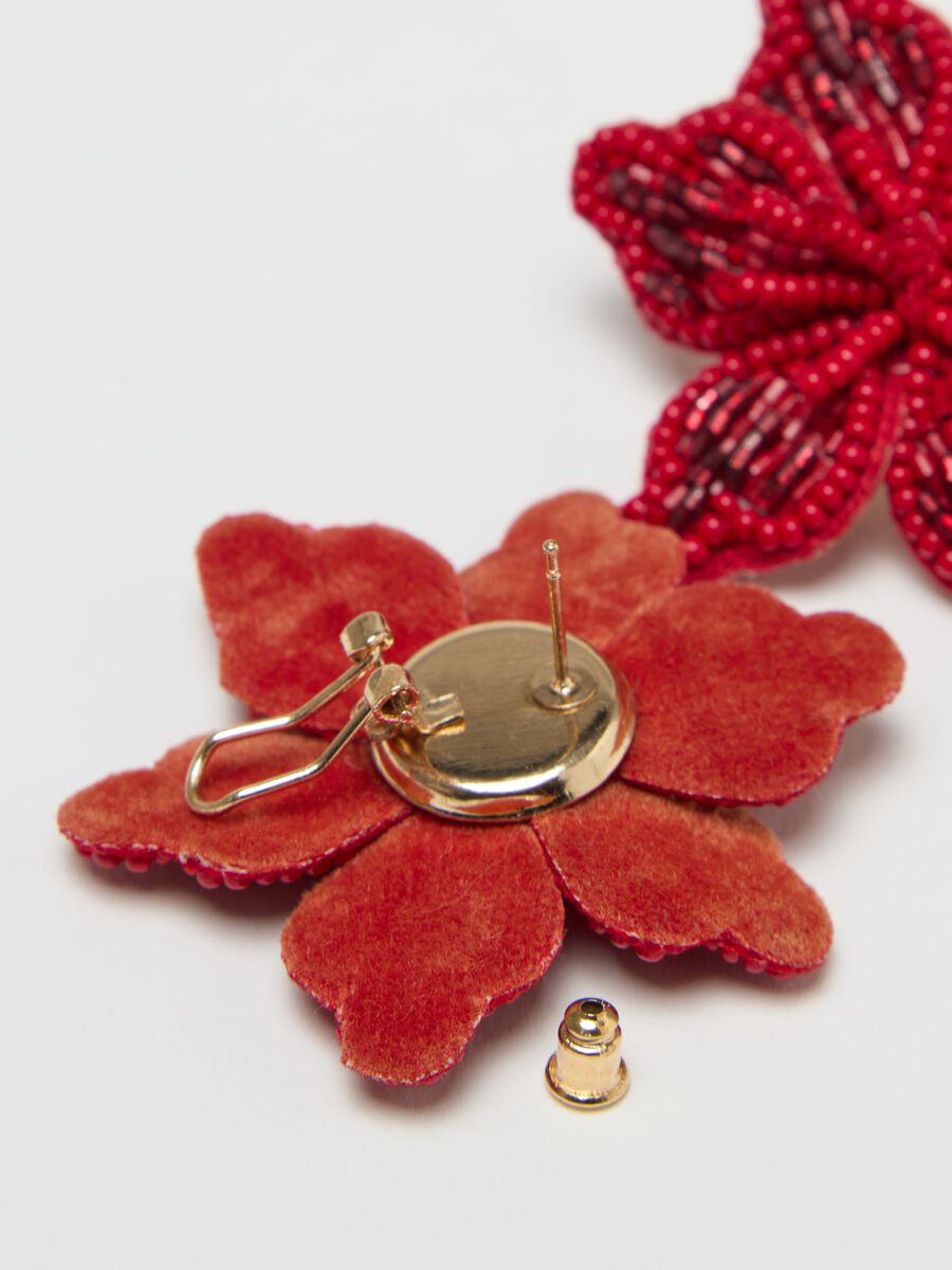 Flower earrings with beads_2