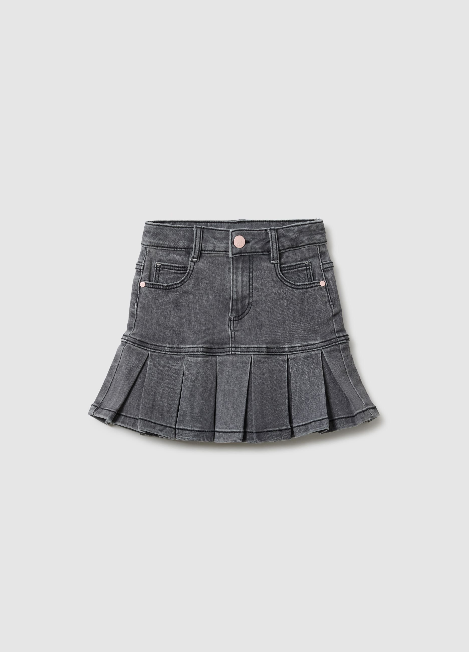 Grey elasticated denim skirt for girls with regular fit