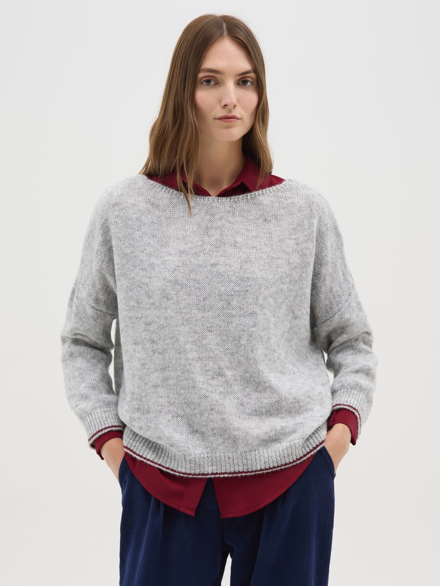 Grey jumper with round neckline and contrast trim_0