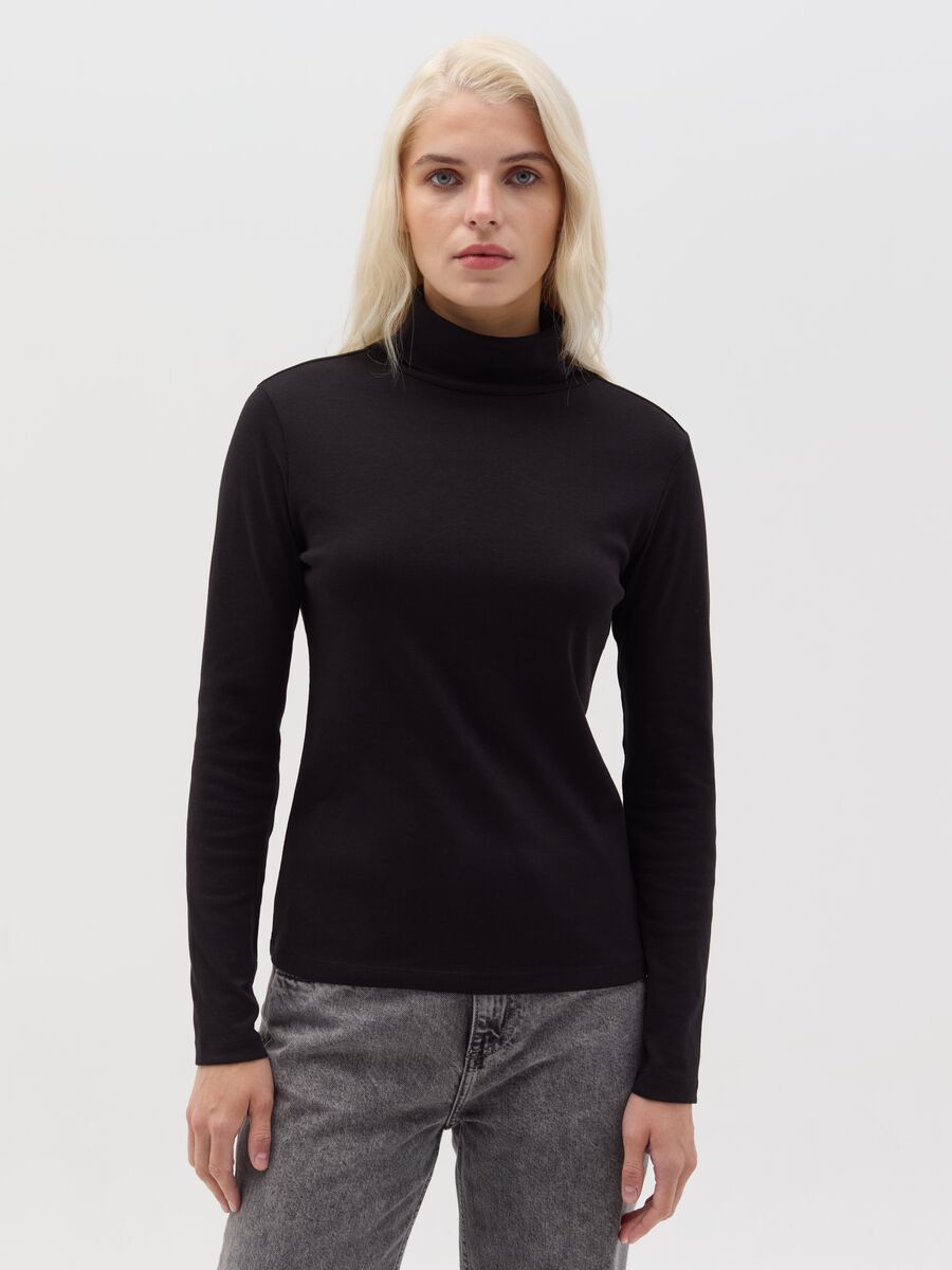 T-shirt with long sleeves and high neck_0