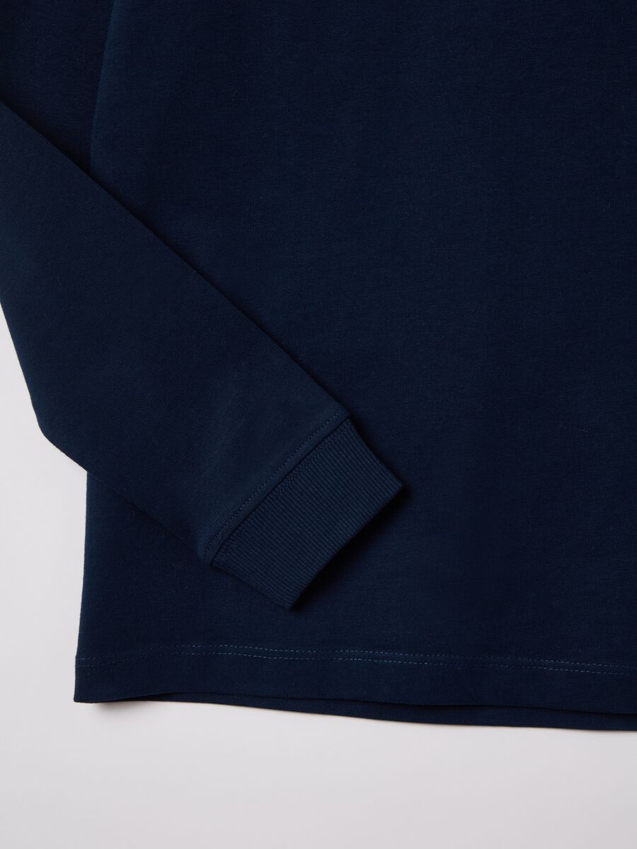 T-shirt girocollo con dettaglio a V_2