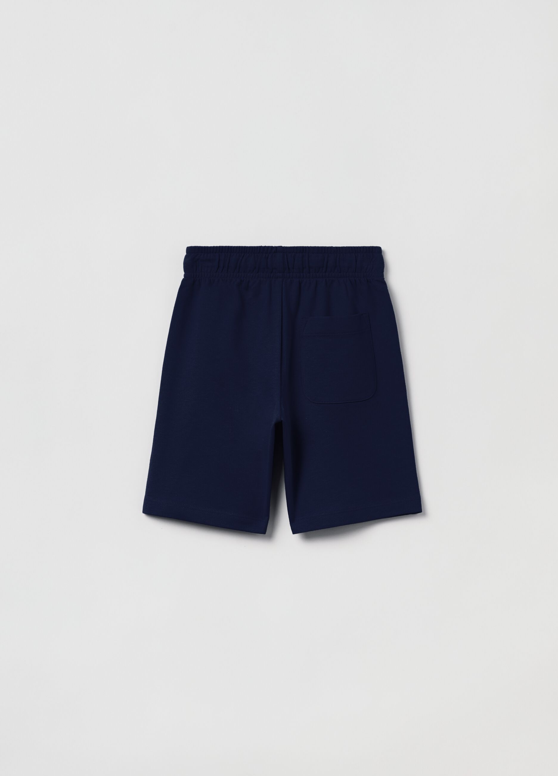 Shorts with drawstring