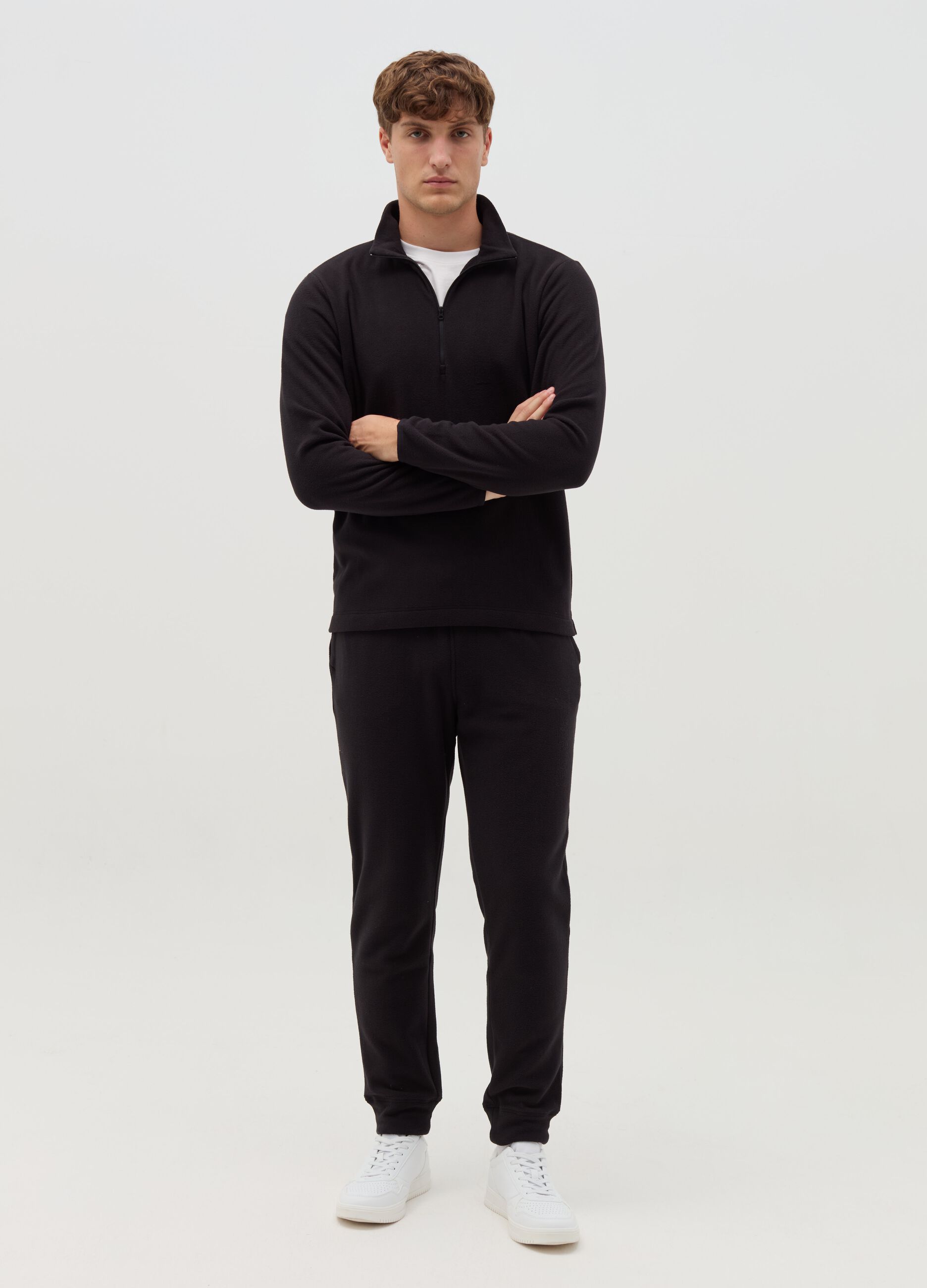 Fleece joggers with drawstring