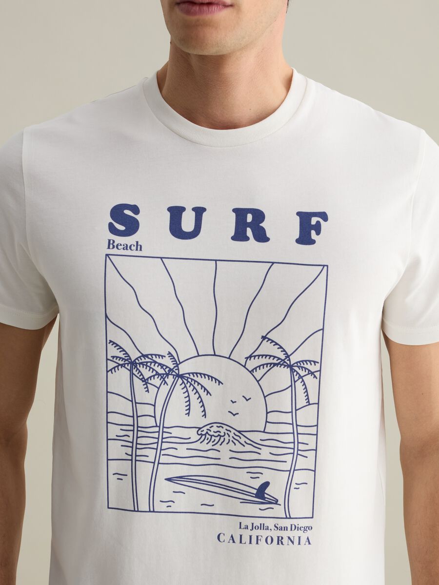 White T-shirt with California surf graphic print_3