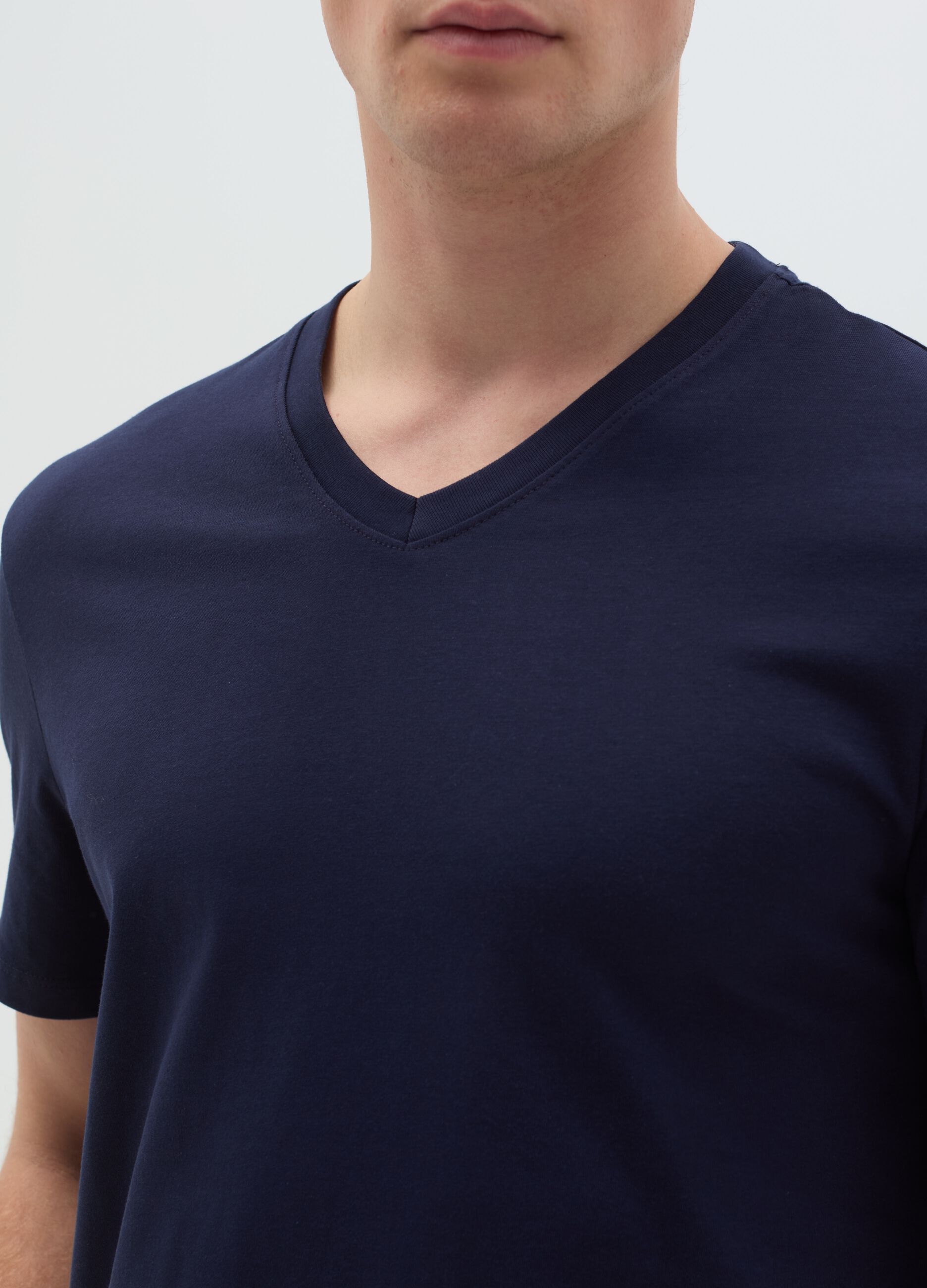 Cotton V-neck T-shirt