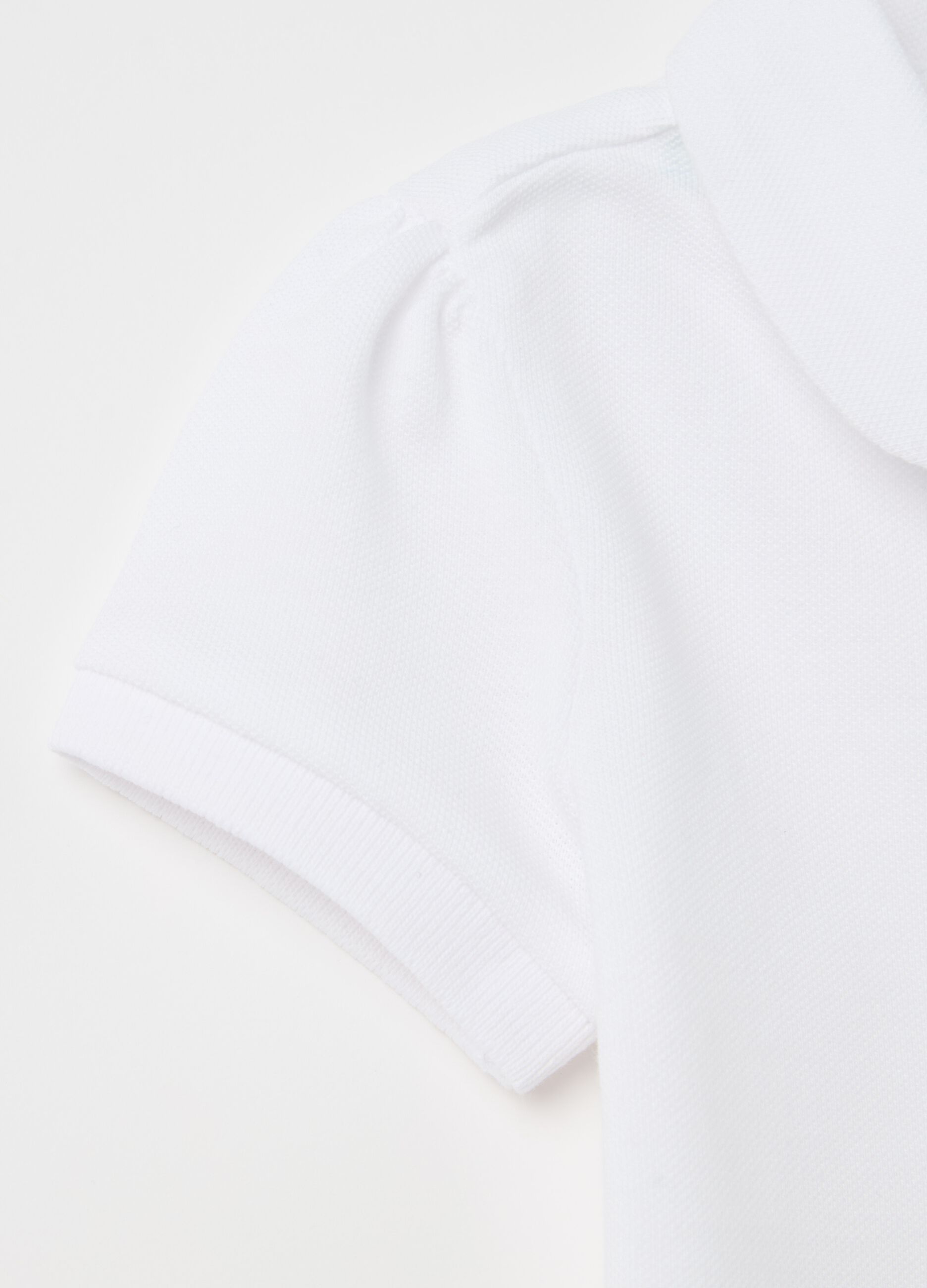 Piquet polo shirt with rounded collar