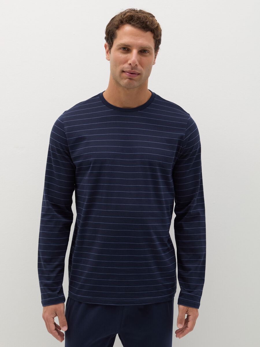 Cotton pyjamas with striped pattern_1