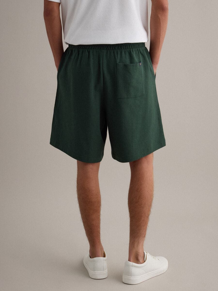 Shorts jogger verdi in misto cotone con coulisse relaxed fit_2